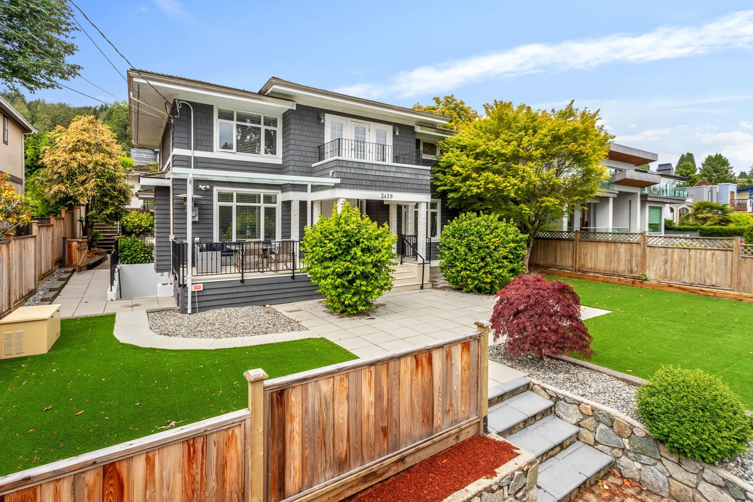 2459 Mathers Avenue, West Vancouver, BC V7V 2H9