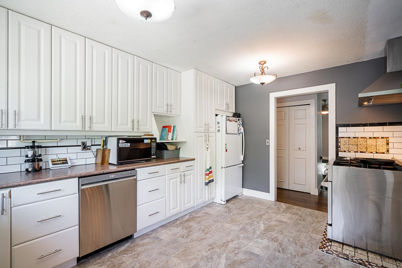 61b Avenue, Surrey, BC V3S 5M7