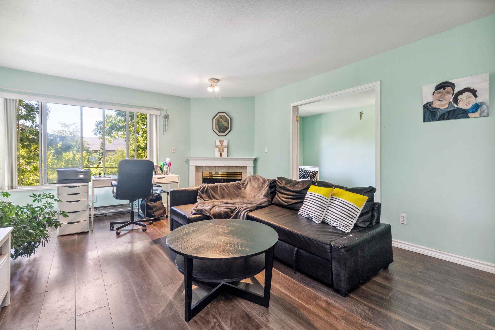 7368 Royal Oak Avenue #309, Burnaby, BC V5J 4J6