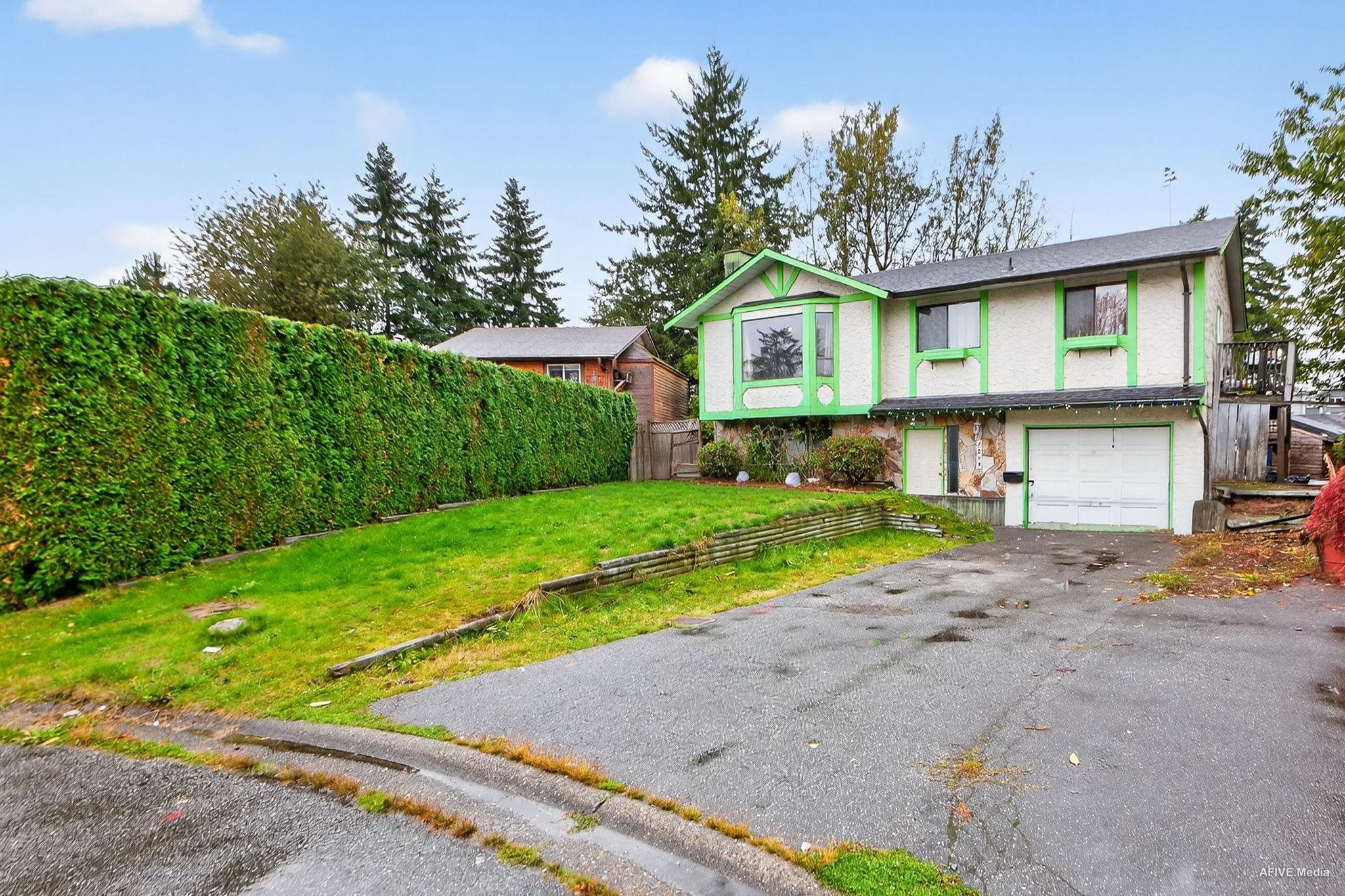 140a Street, Surrey, BC V3W 7N4