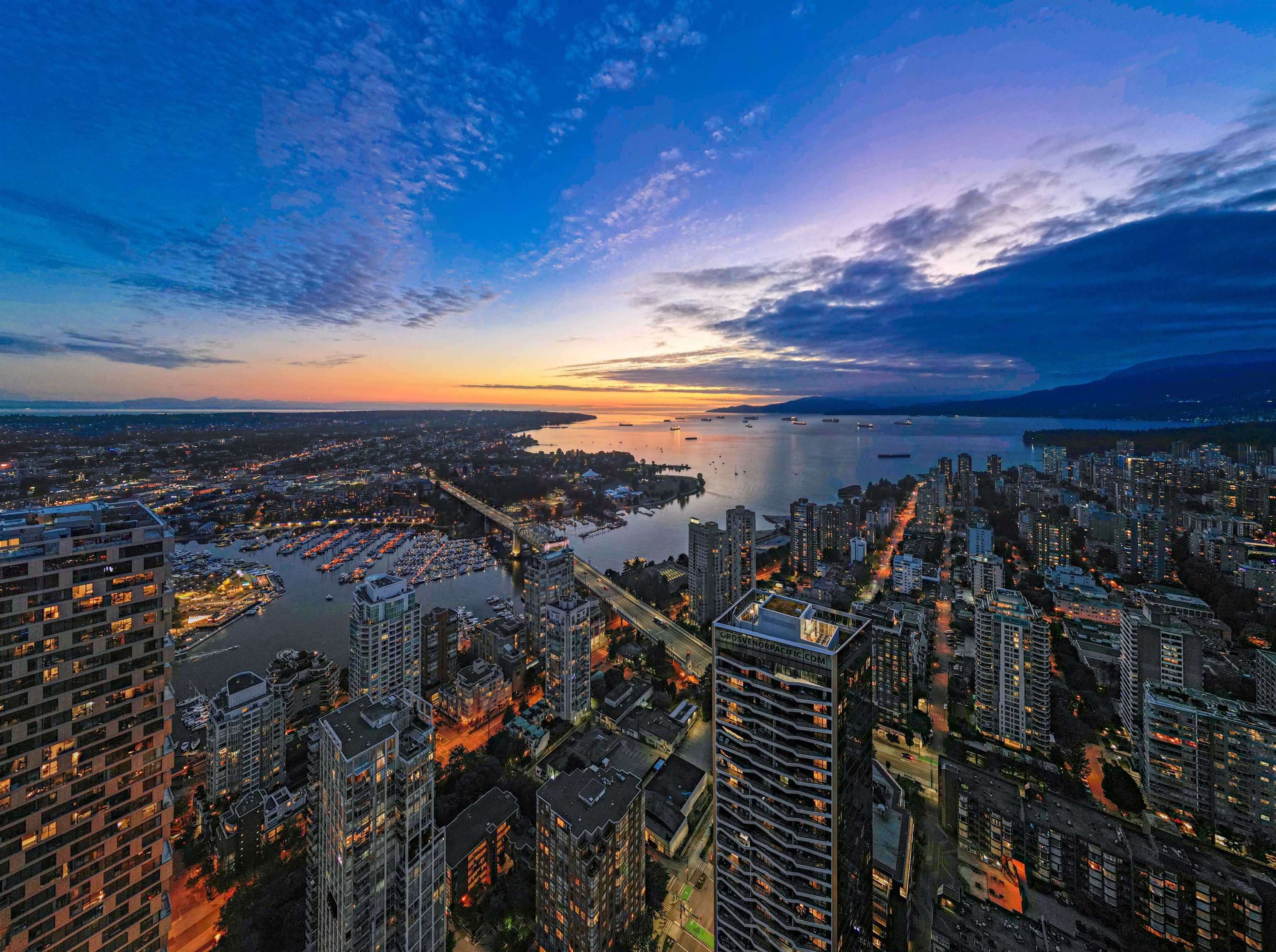 889 Pacific Street #1205, Vancouver, BC V6Z 1C3