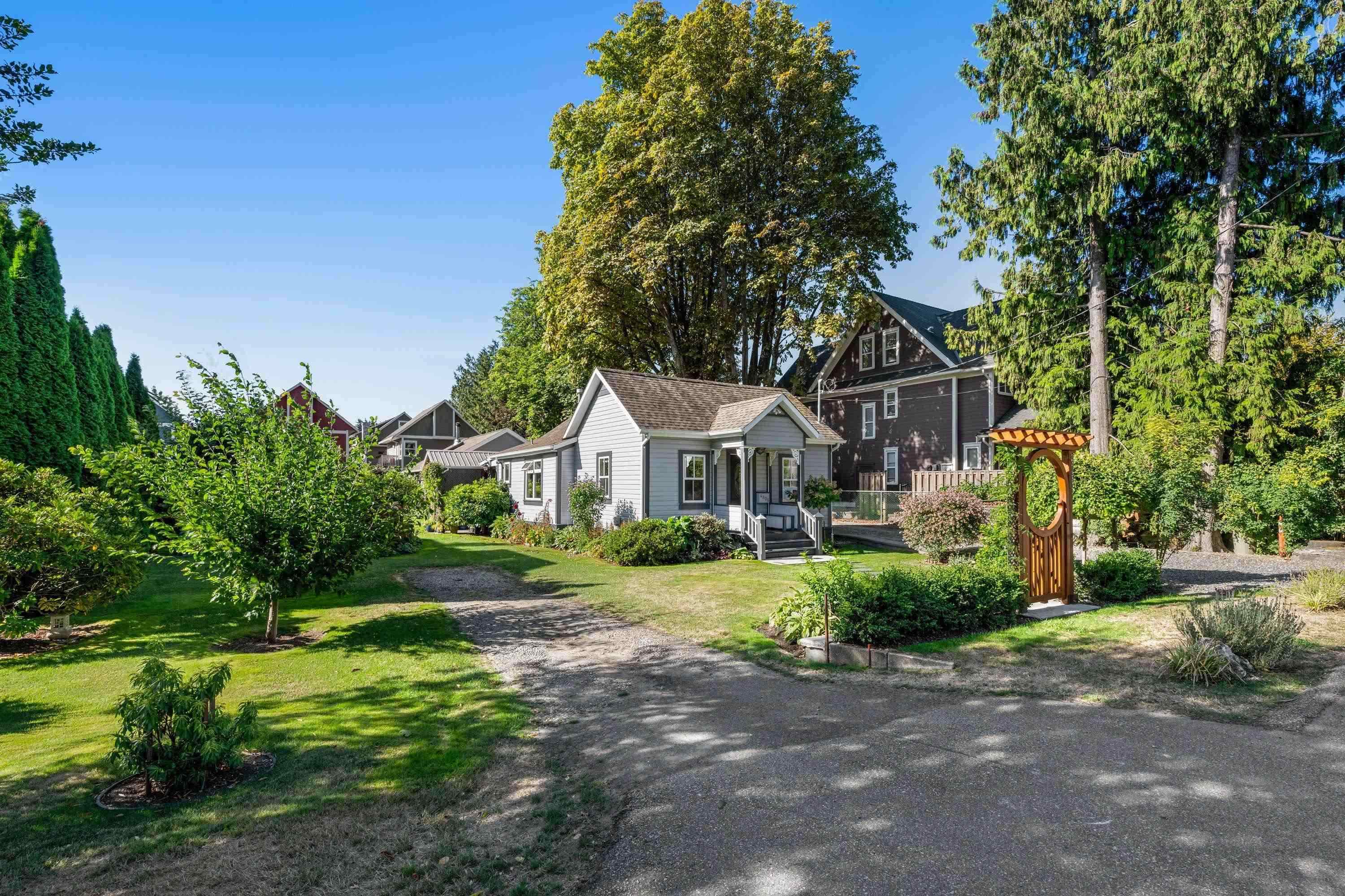 48 Avenue, Ladner, BC V4K 1V1