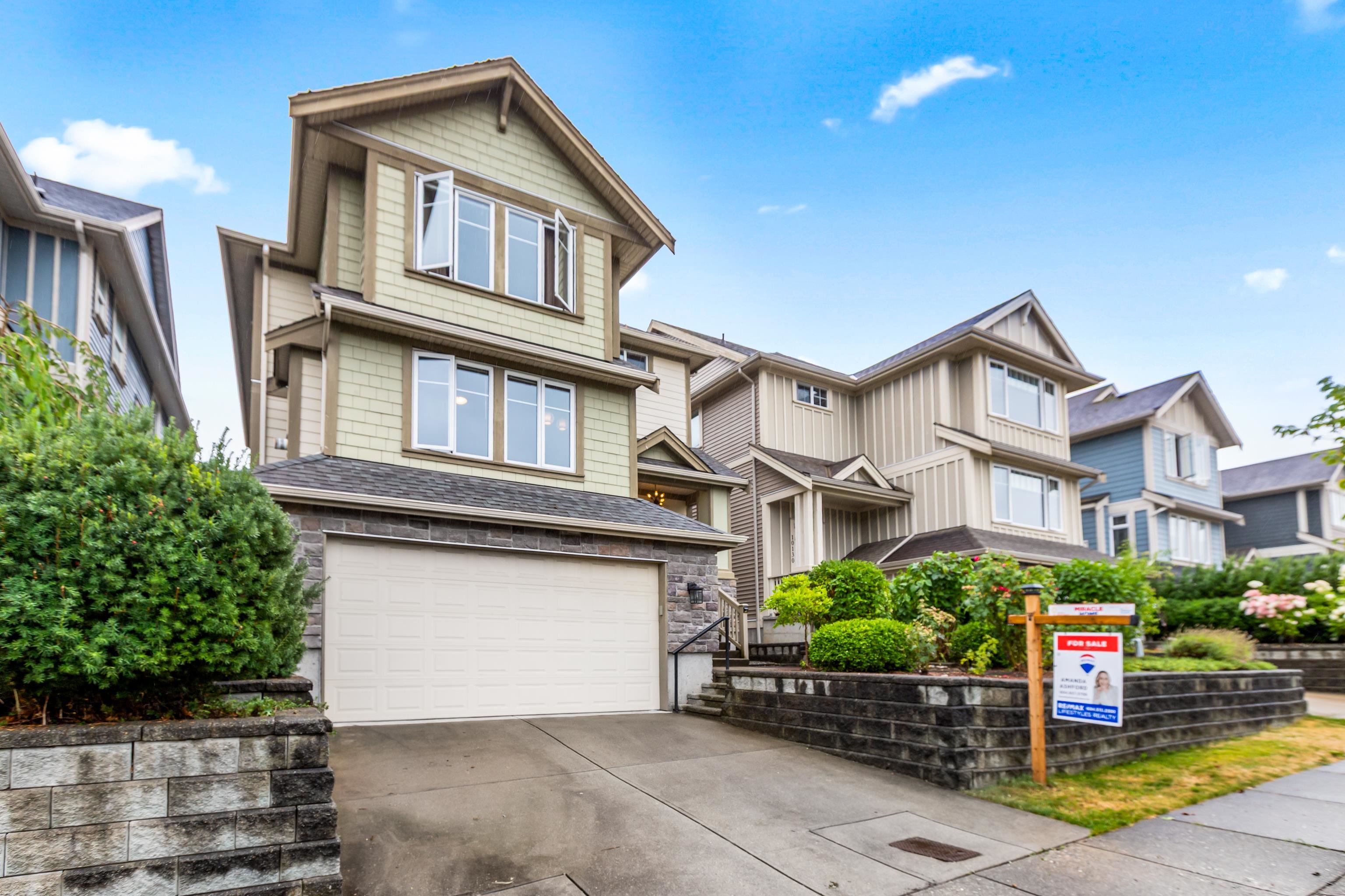 241a Street, Maple Ridge, BC V2W 0E6