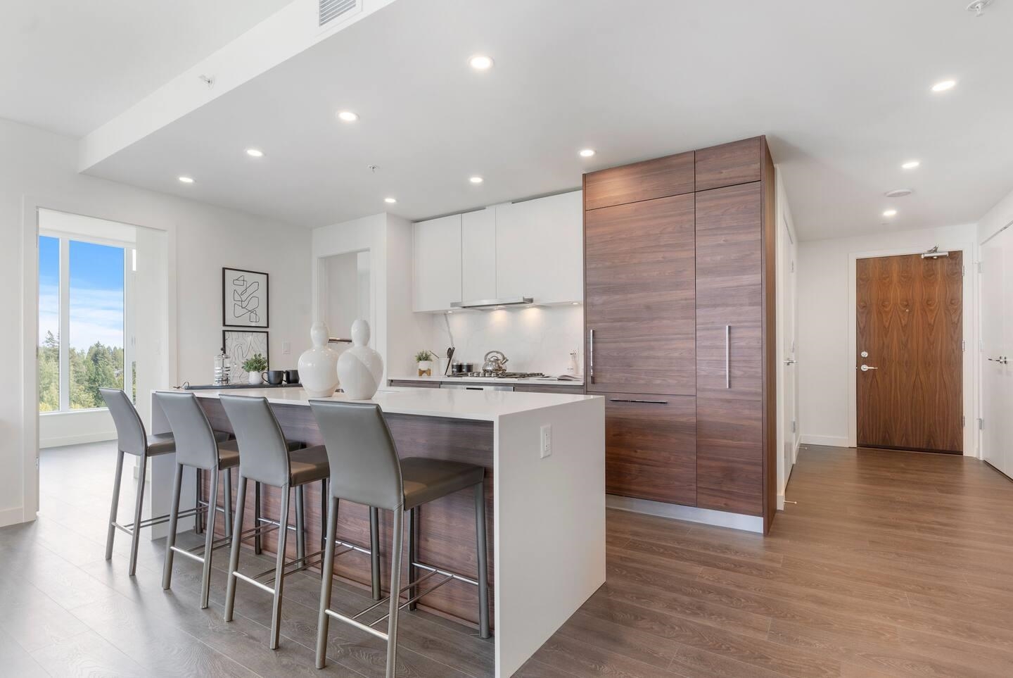 585 Austin Avenue #1703, Coquitlam, BC V3K 0G6