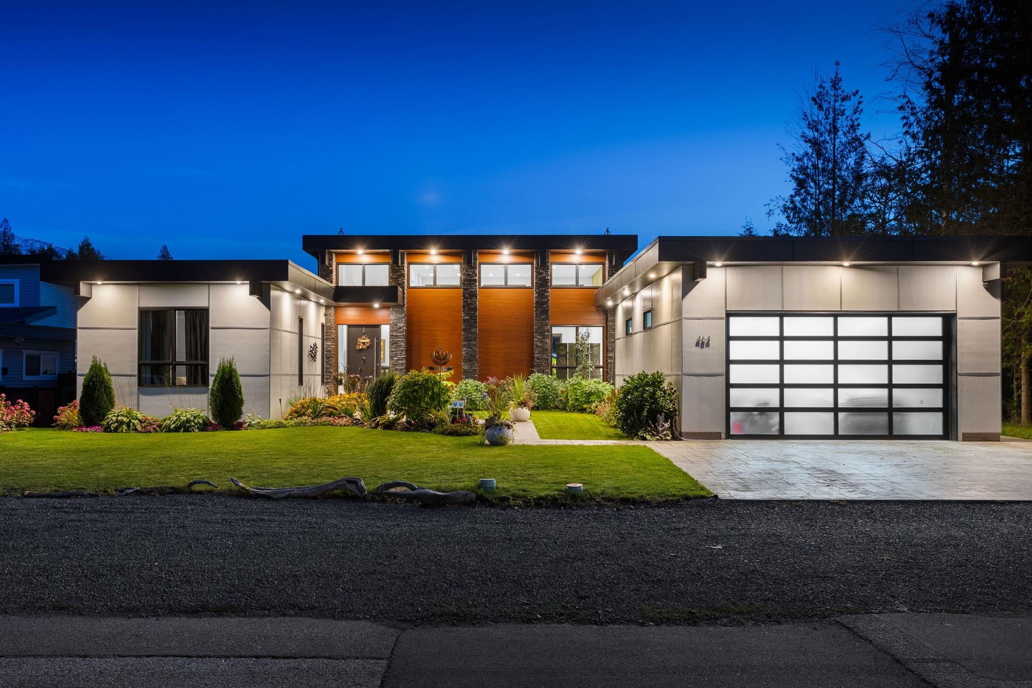 464 Alder Avenue, Harrison Hot Springs, BC V0M 1K0