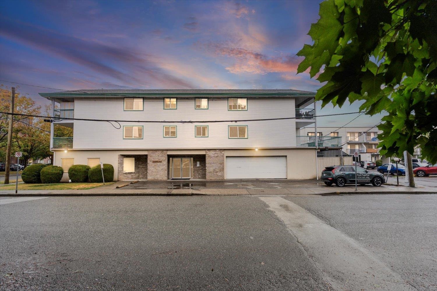 9006 Edward Street #303, Chilliwack, BC V2P 4E1