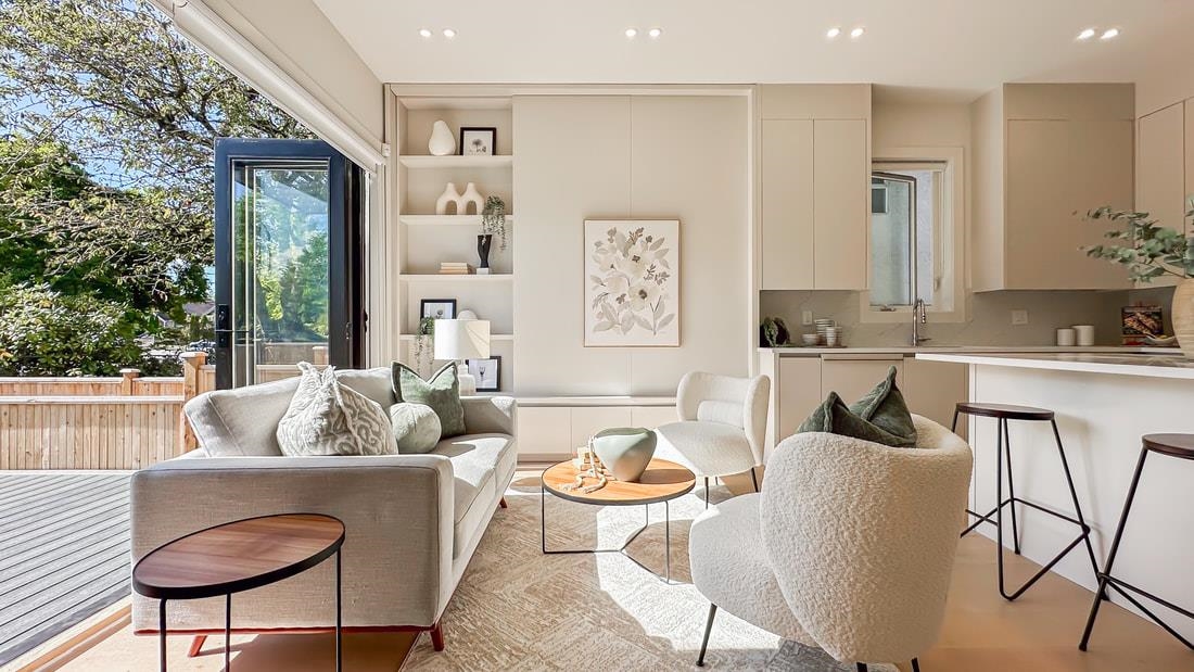 2919 Charles Street, Vancouver, BC V5K 3B1