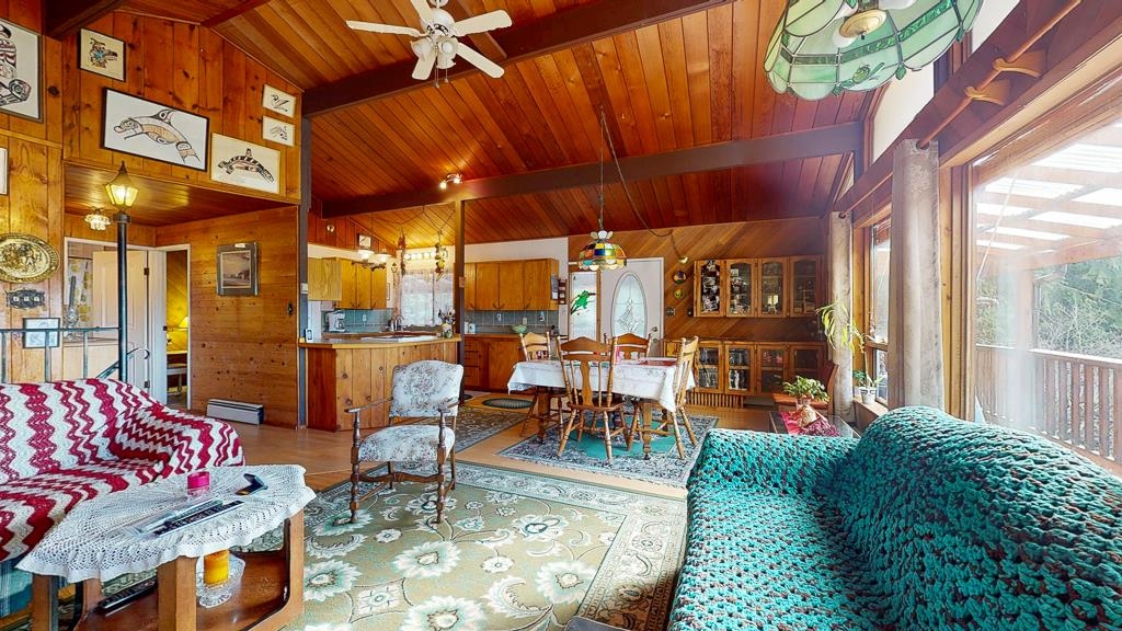 5228 Claydon Rd, Pender Harbour, BC V0N 1S1