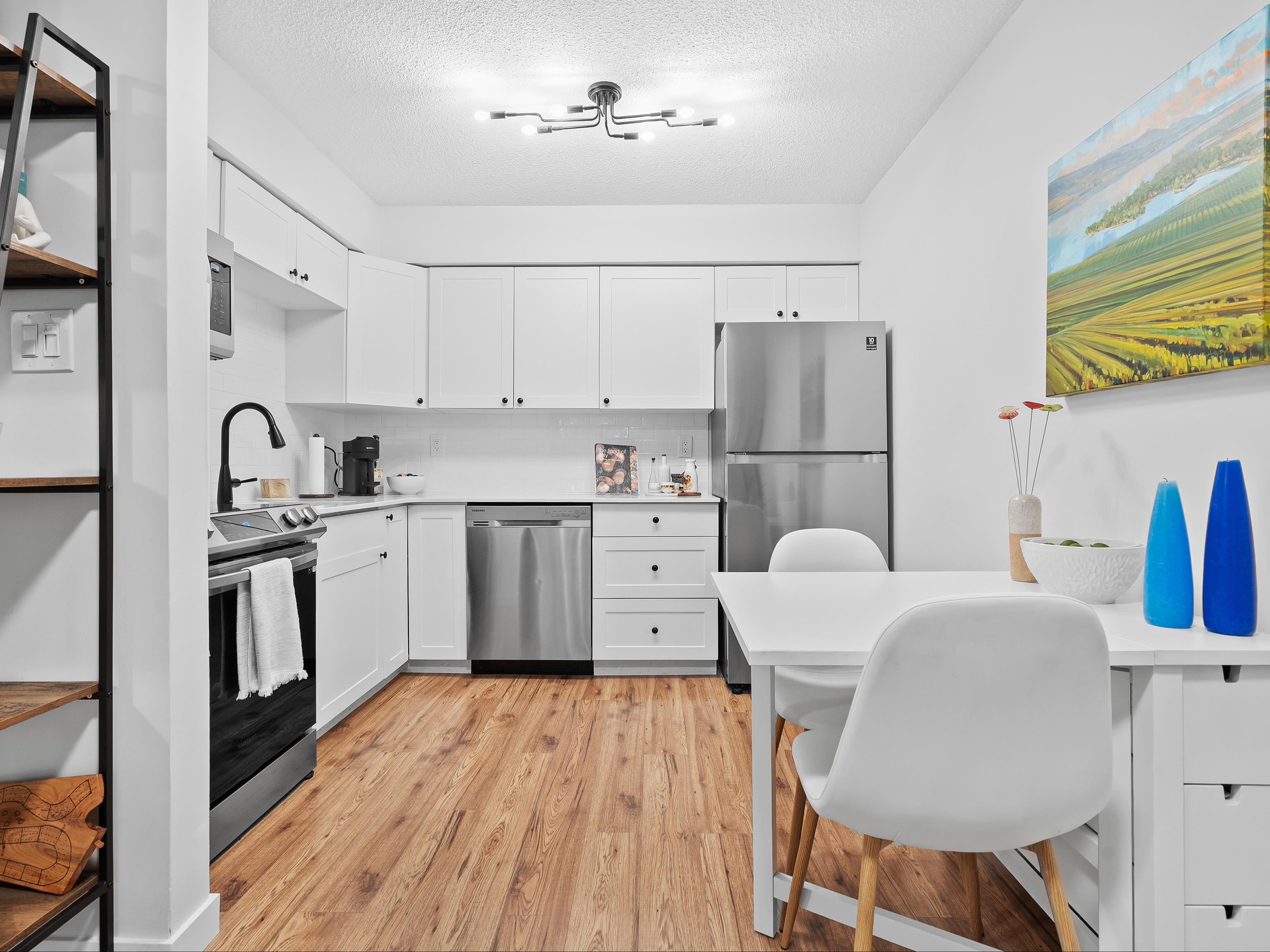 1429 East 4th Avenue #115, Vancouver, BC V5N 1J6