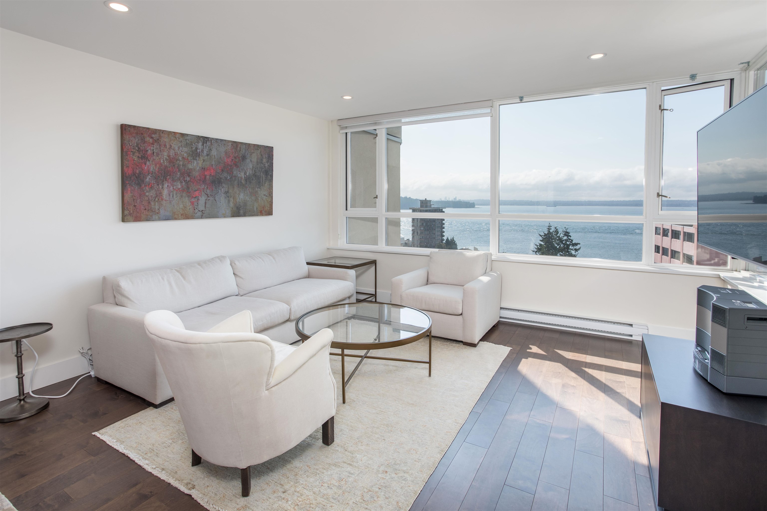 2203 Bellevue Avenue #1302, West Vancouver, BC V7V 4V7