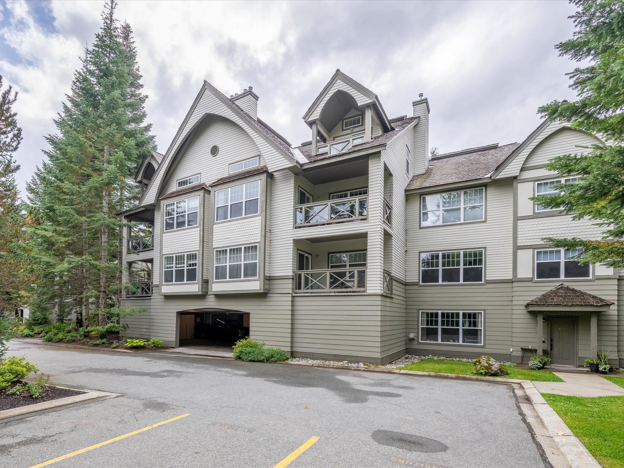 3300 Ptarmigan Place #203, Whistler, BC V8E 0V5