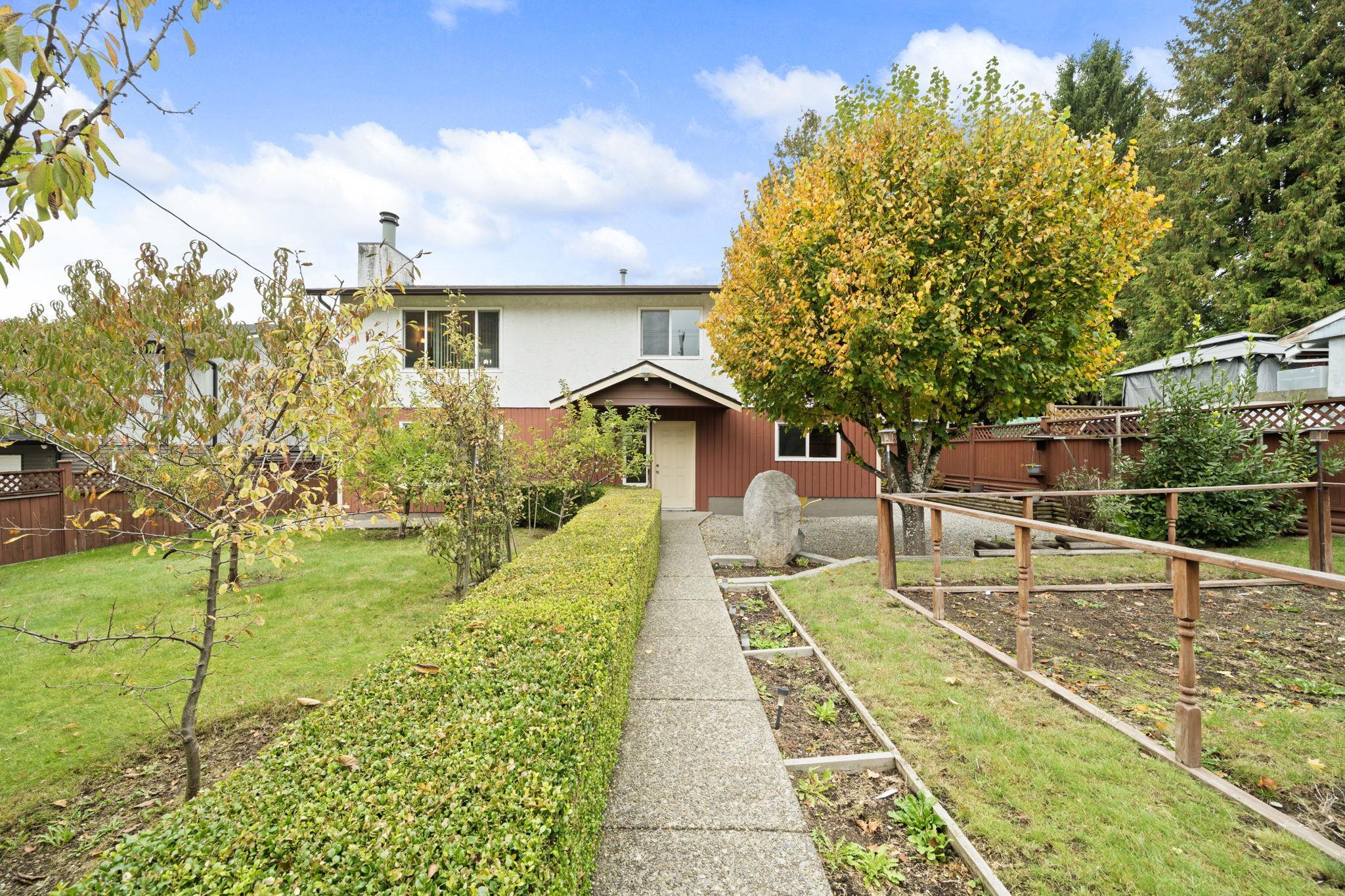 104 Avenue, Surrey, BC V3T 1T3
