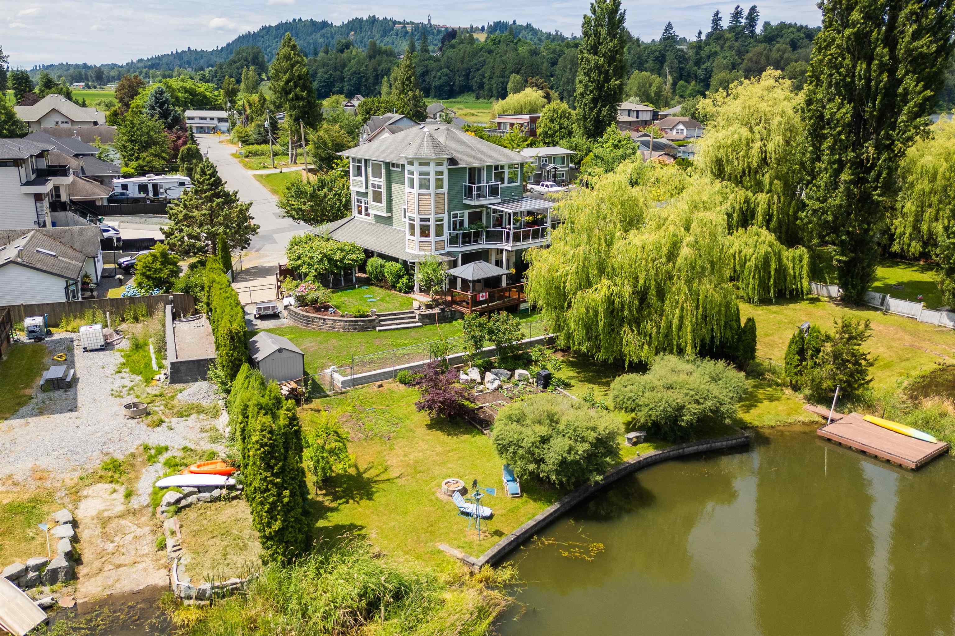 8408 Benbow Street, Mission, BC V2V 7L6