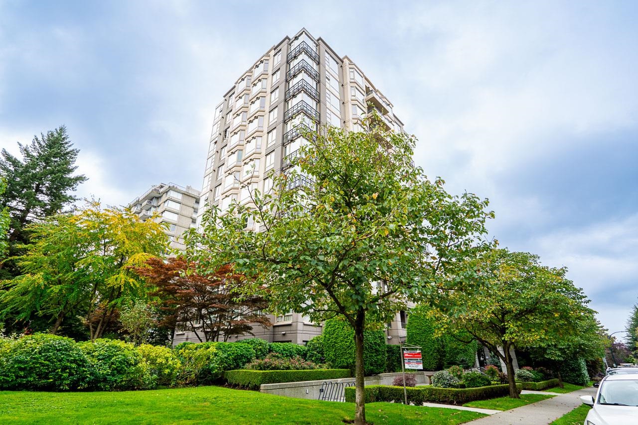 1316 West 11th Avenue #1102, Vancouver, BC V6H 4G8