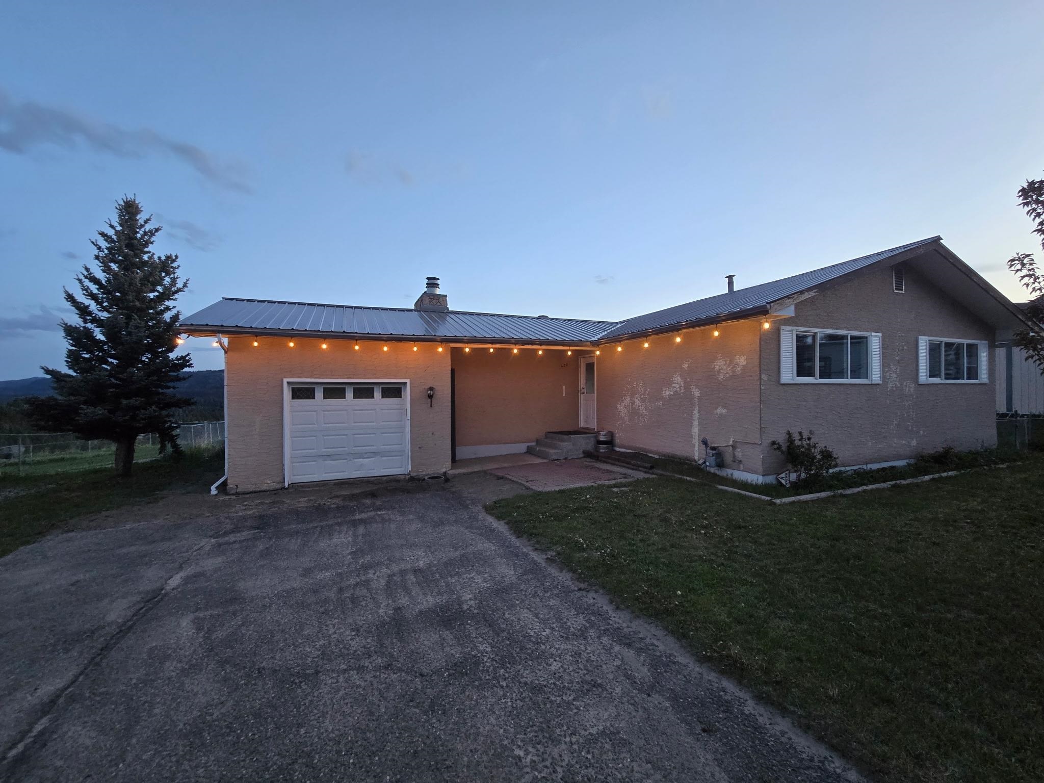 420 Opal Dr, Logan Lake, BC V0K 1W0