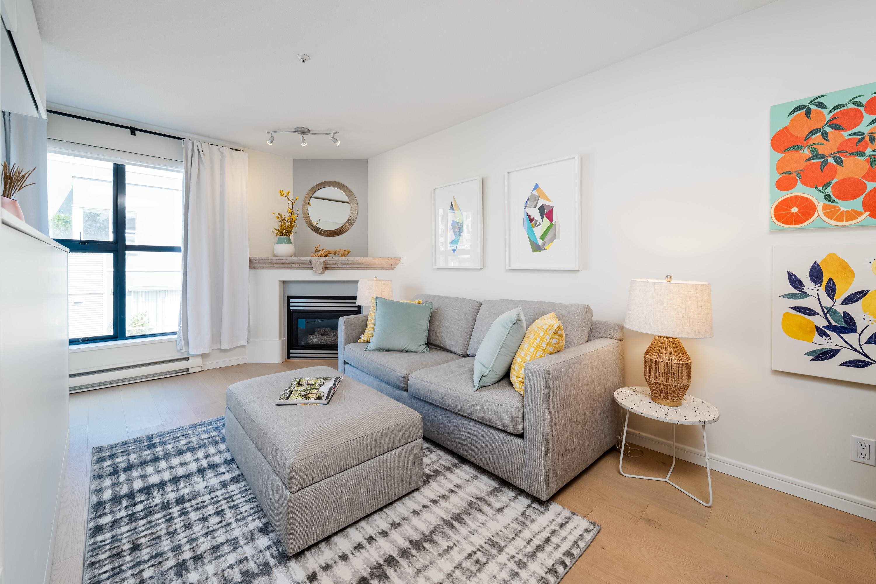 2688 Vine Street #404, Vancouver, BC V6K 4T6