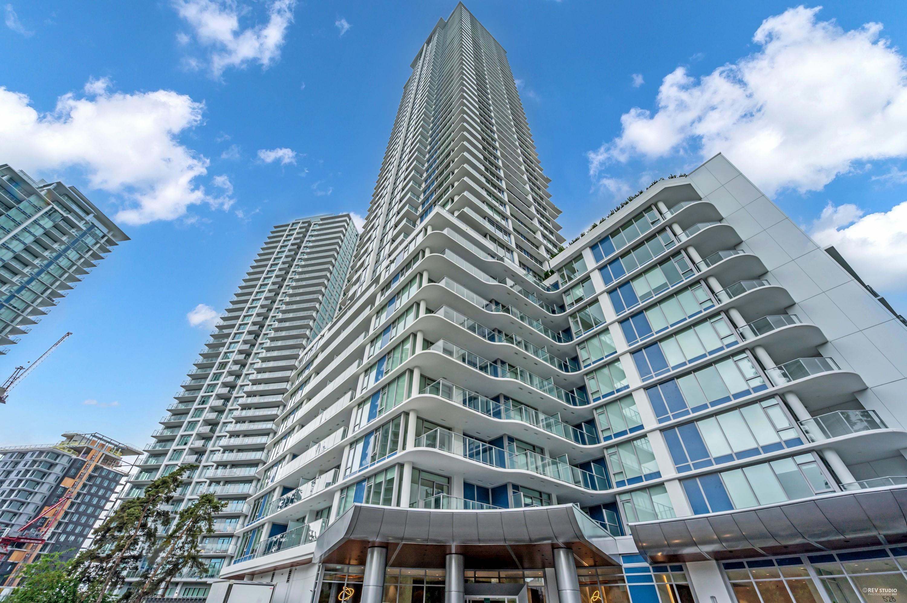 518 Clarke Rd #4407, Coquitlam, BC V3J 0S7