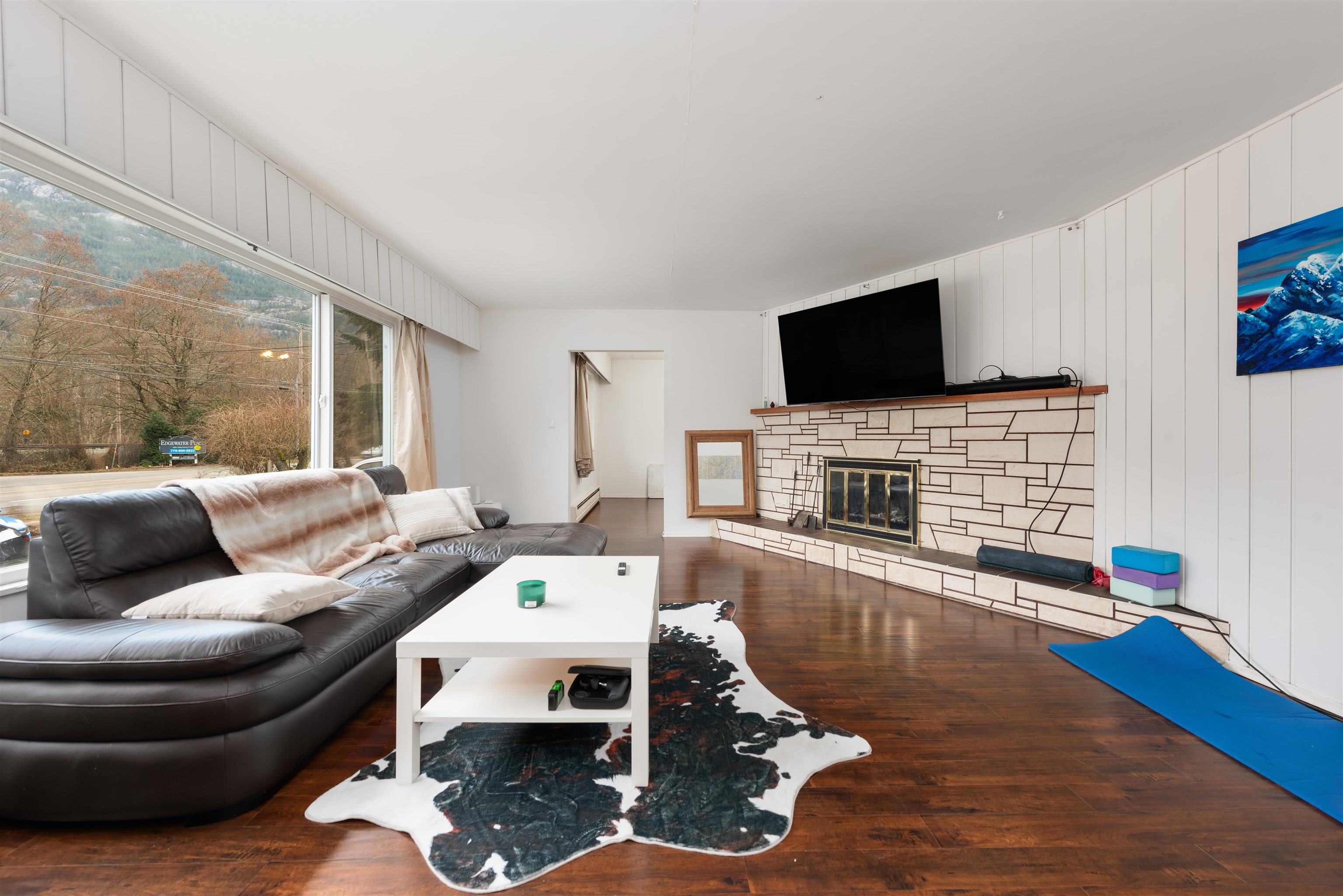38850 Buckley Avenue, Squamish, BC V0N 3G0