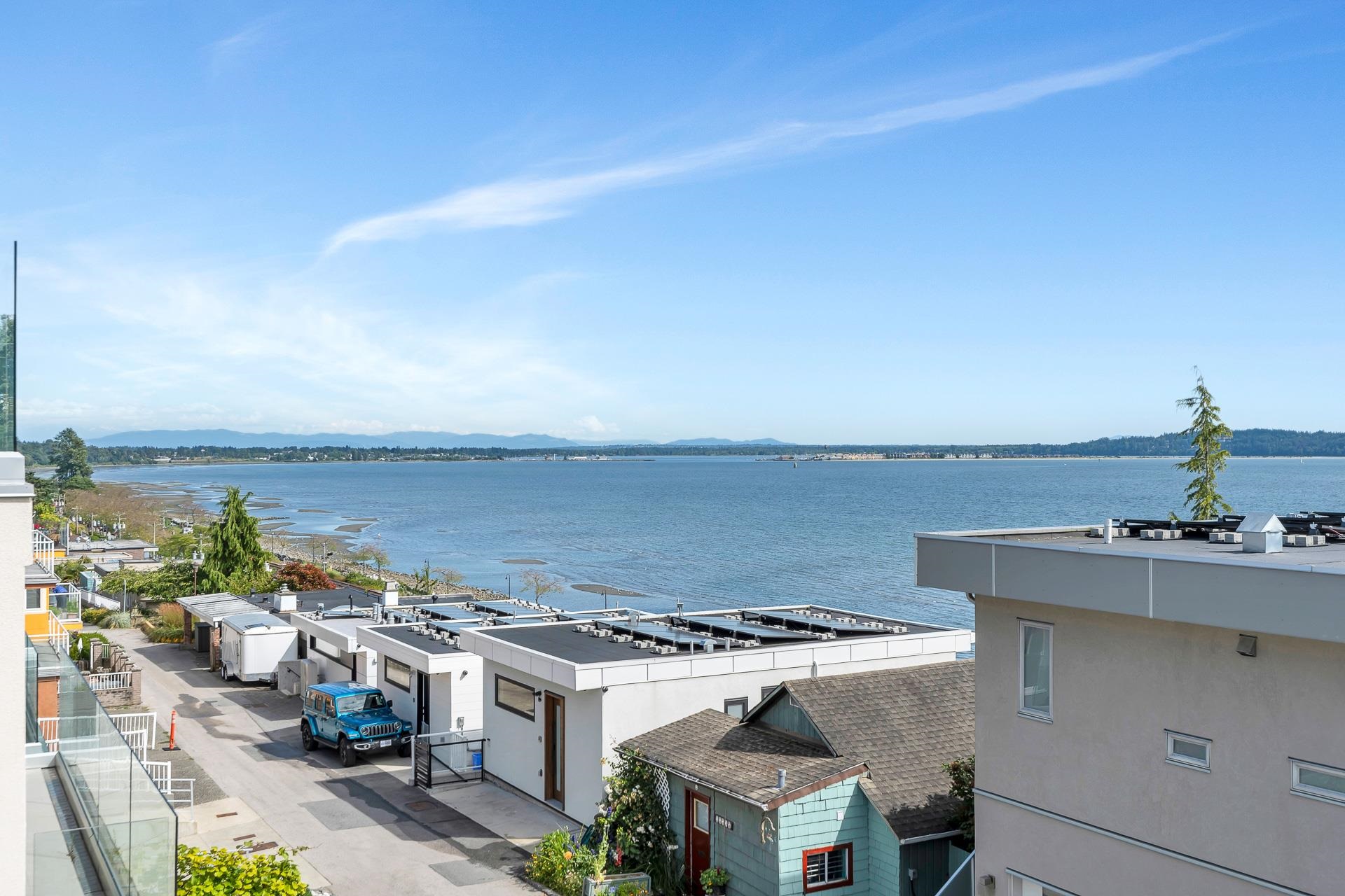 15364 Victoria Avenue, White Rock, BC V4B 1H2