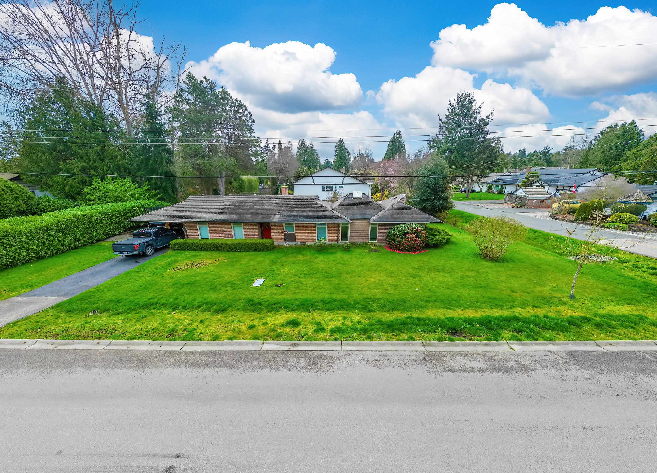 10a Avenue, Delta, BC V4M 1Y4