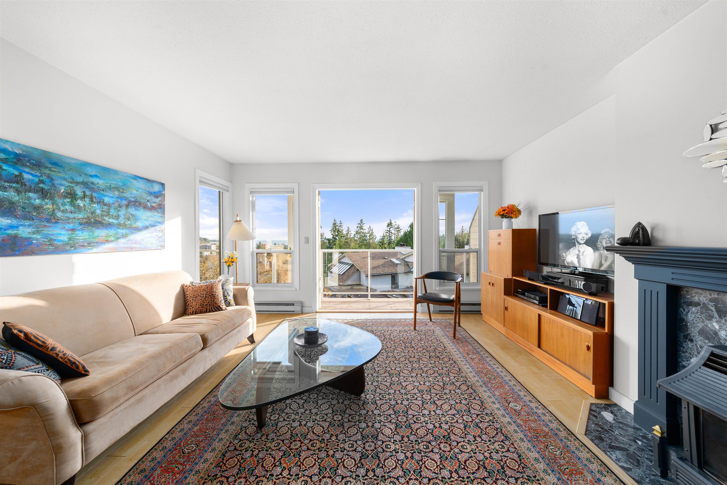 5768 Marine Way #10, Sechelt, BC V7Z 0K4