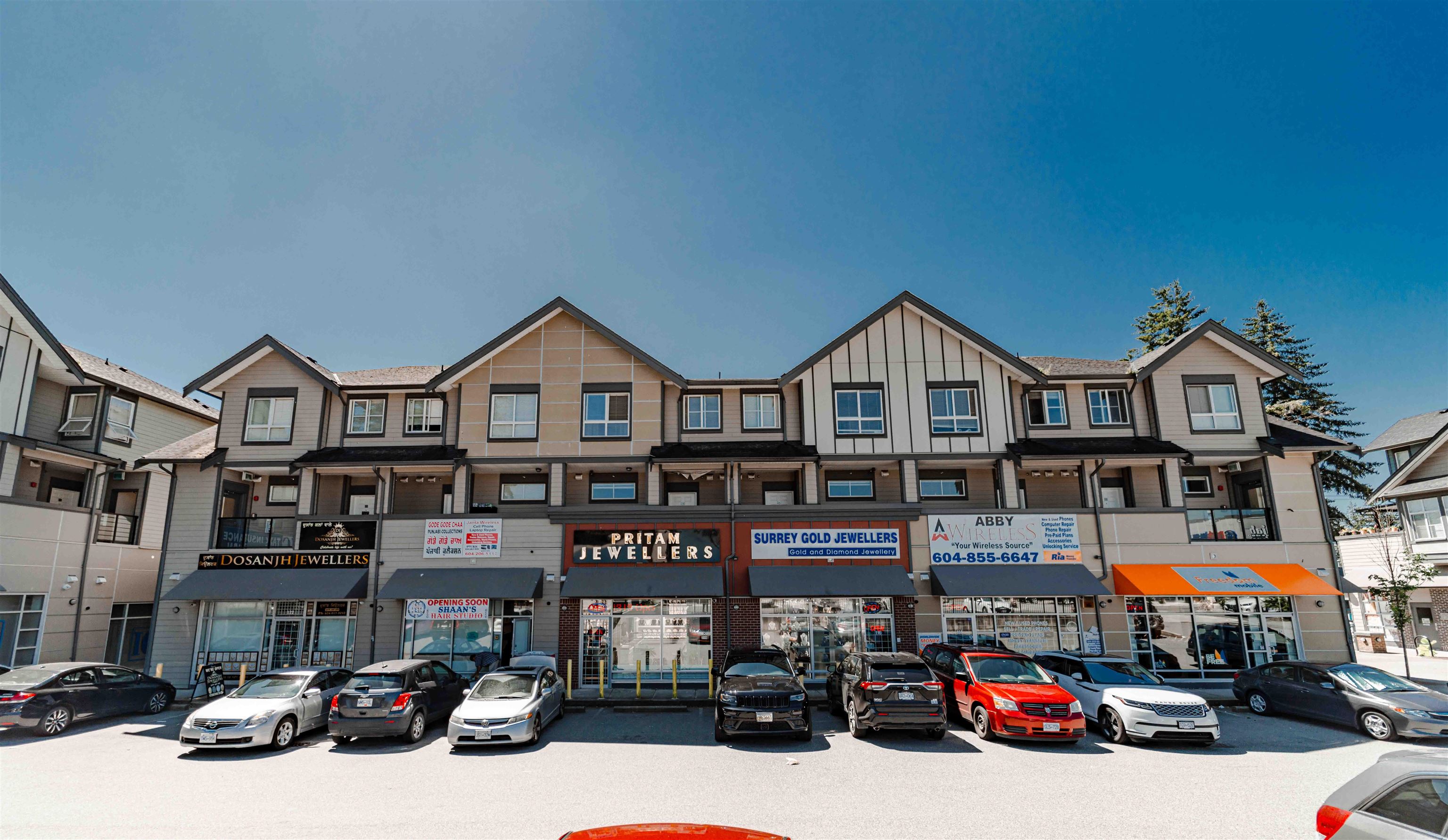 32083 Hillcrest Avenue #216, Abbotsford, BC V2T 1S3