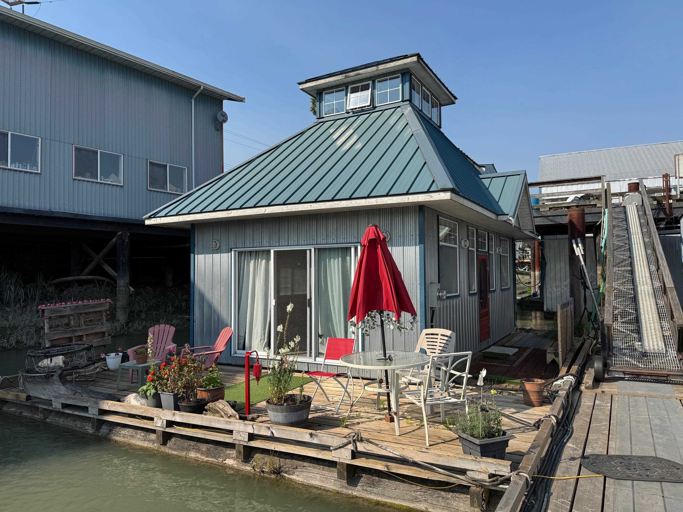 23220 Dyke Road, Richmond, BC V6V 1E2