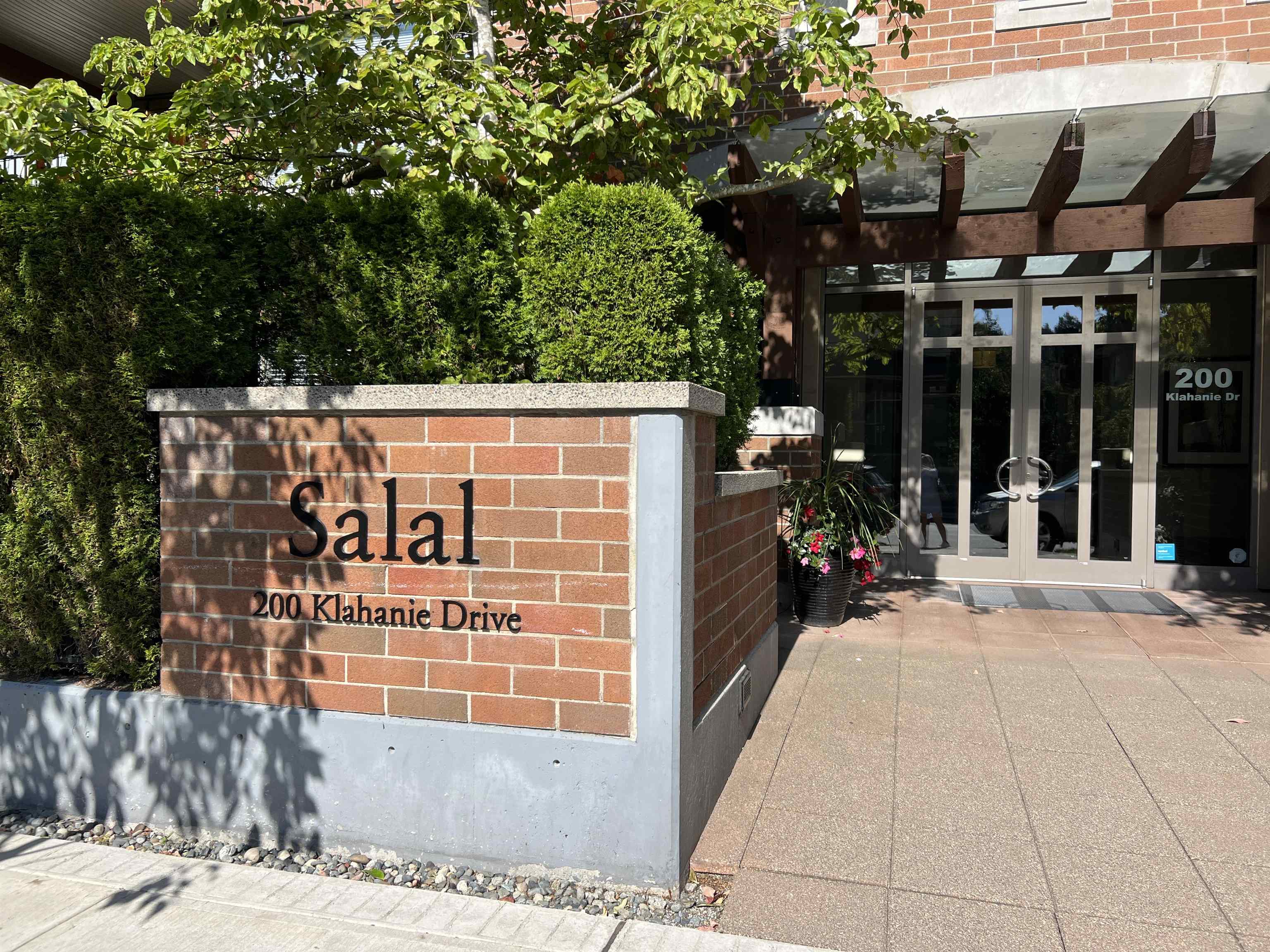 200 Klahanie Drive #214, Port Moody, BC V3H 5K7