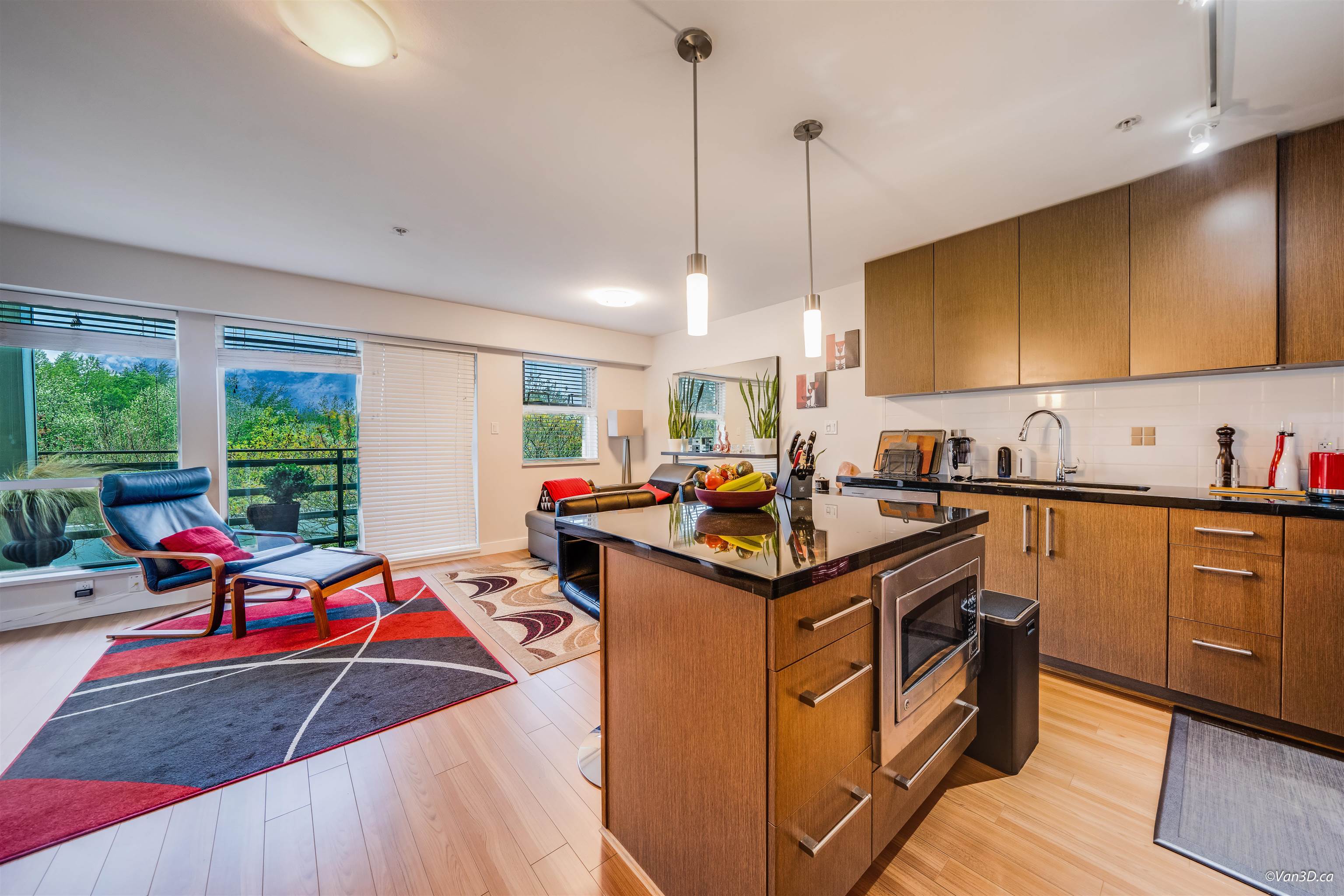 15735 Croydon Drive #ste 313, Surrey, BC V3Z 2L5