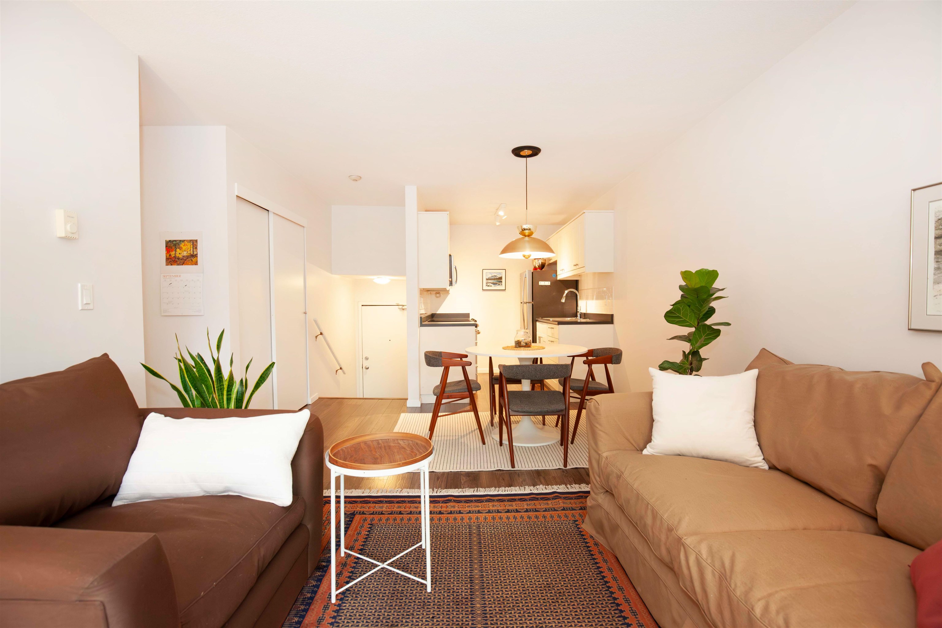 2045 Franklin Street #403, Vancouver, BC V5L 1R4