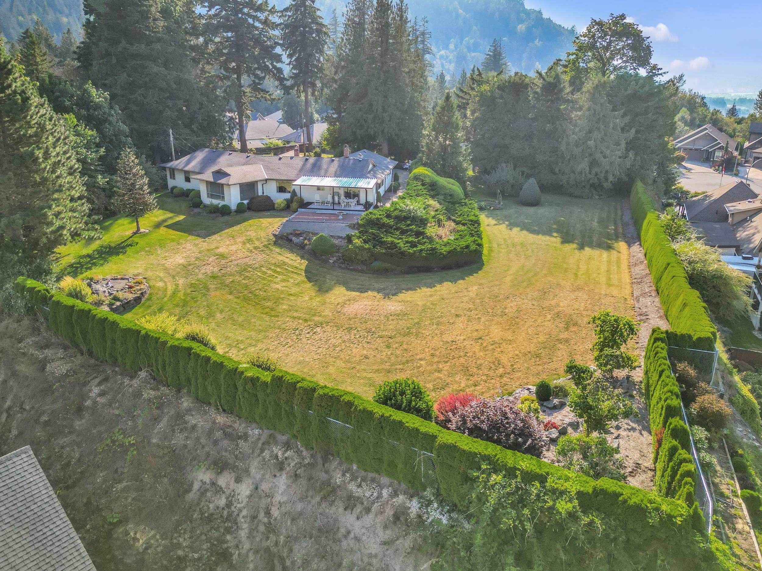 45360 Magdalena Pl, Chilliwack, BC V2R 0K7
