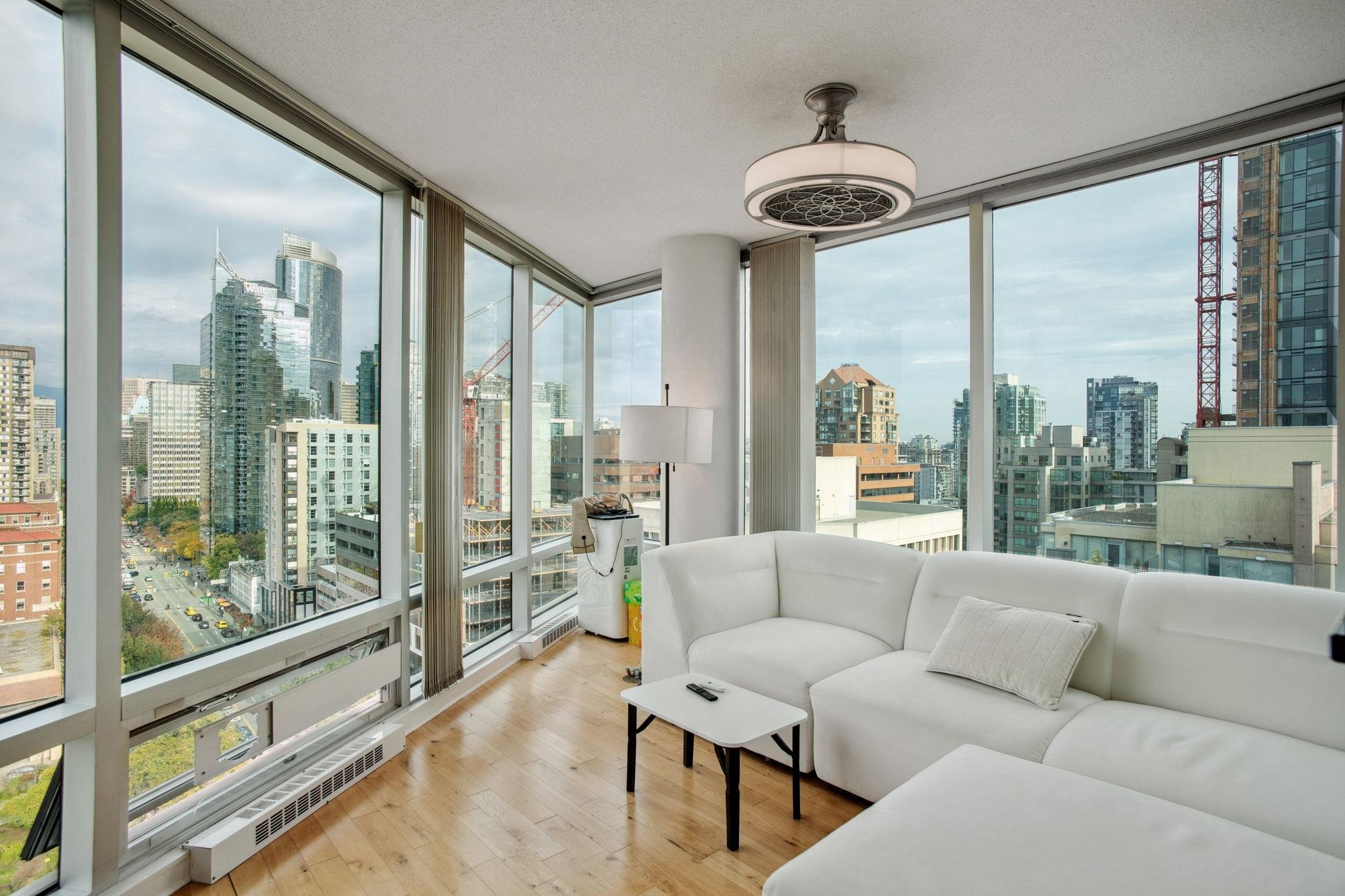 1003 Burnaby Street #1702, Vancouver, BC V6E 4R7