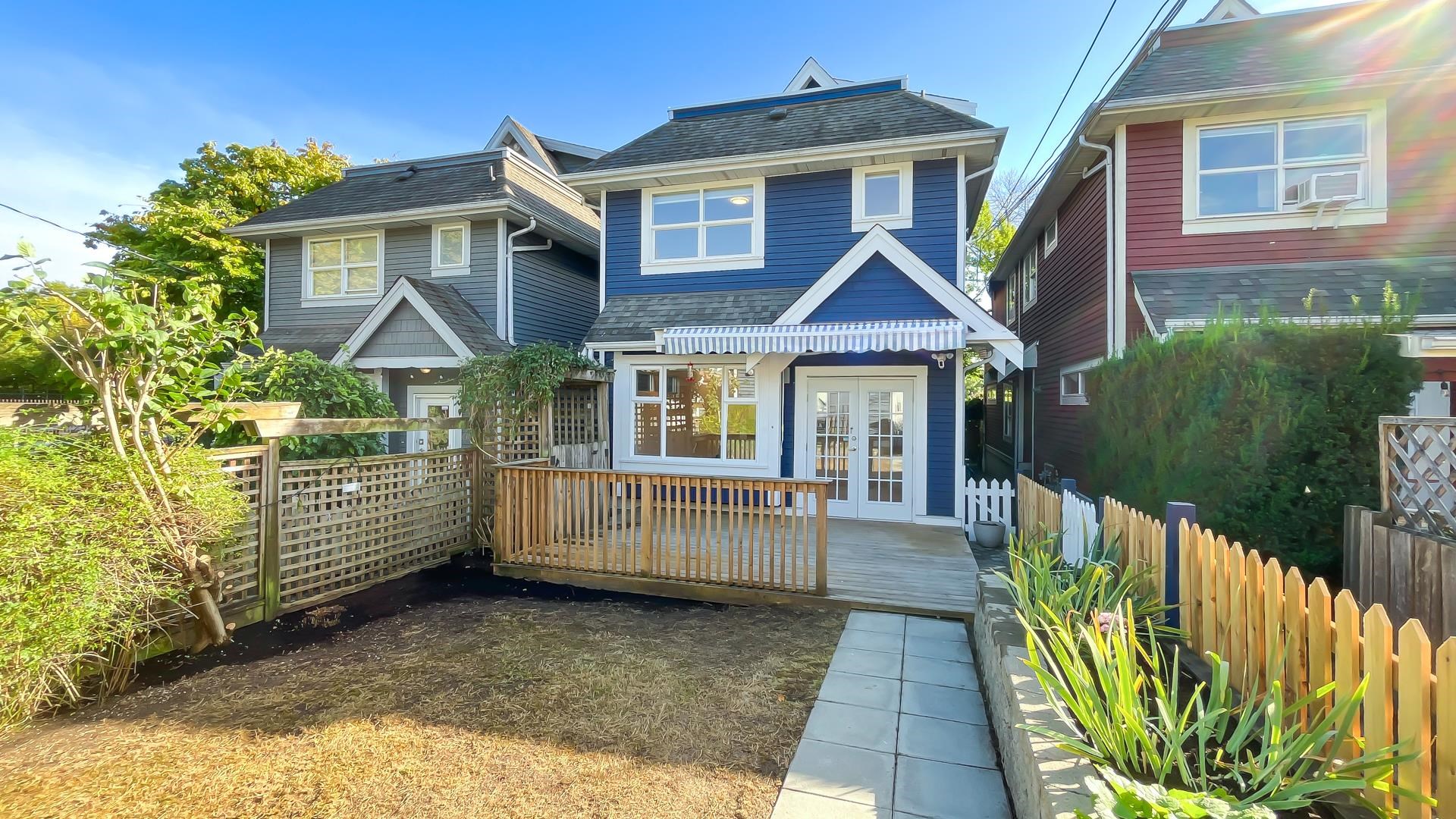891 Prior Street, Vancouver, BC V6A 2G9