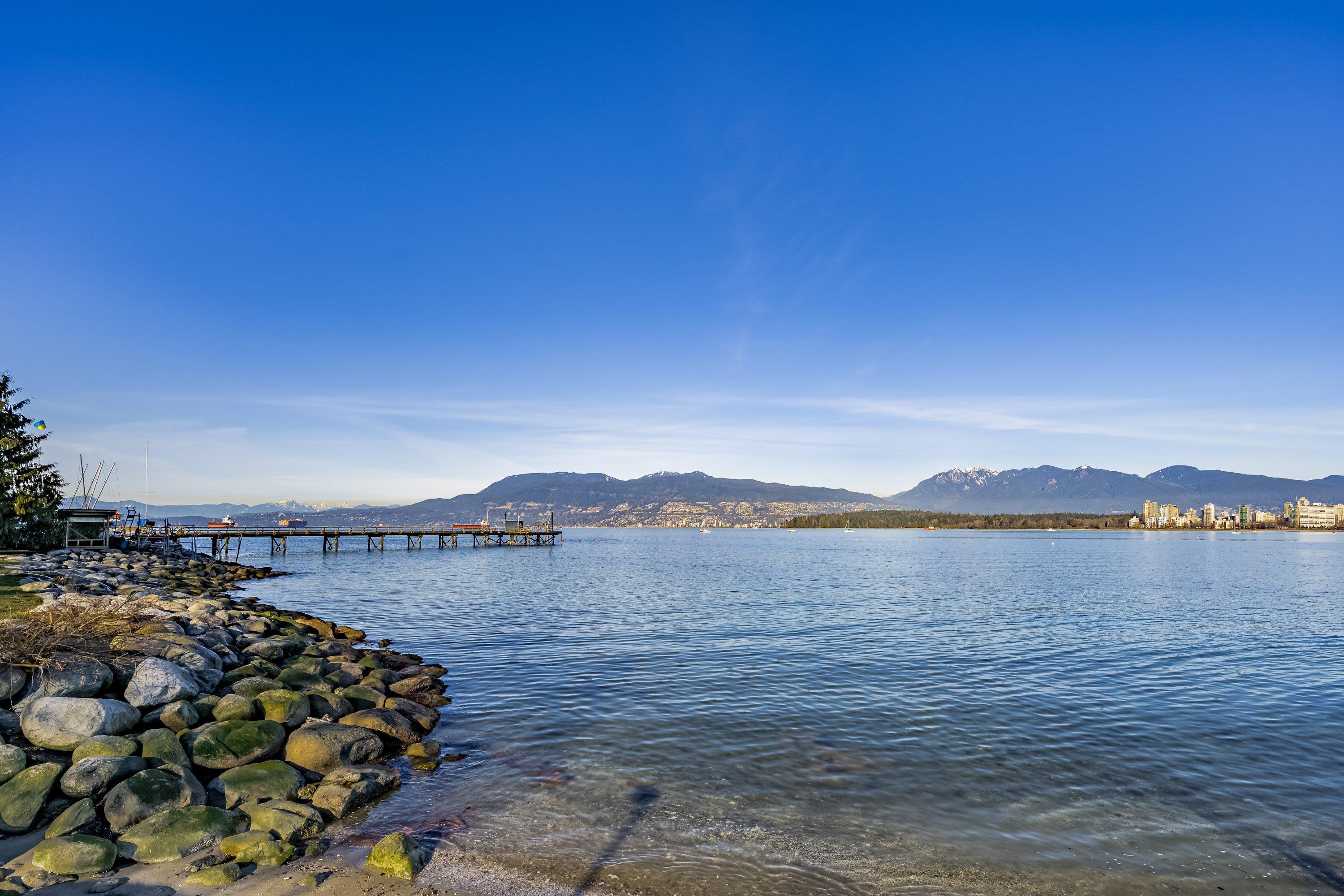 2430 Point Grey Road #305, Vancouver, BC V6K 1A2