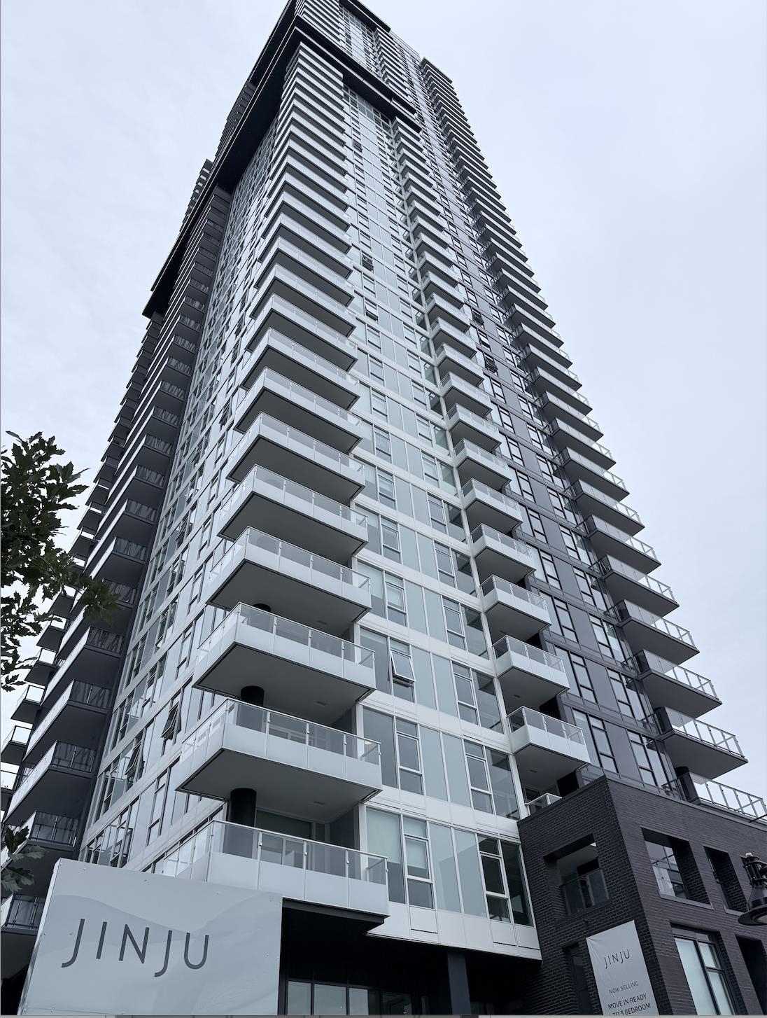 537 Cottonwood Ave #2304, Coquitlam, BC V3J 0S4