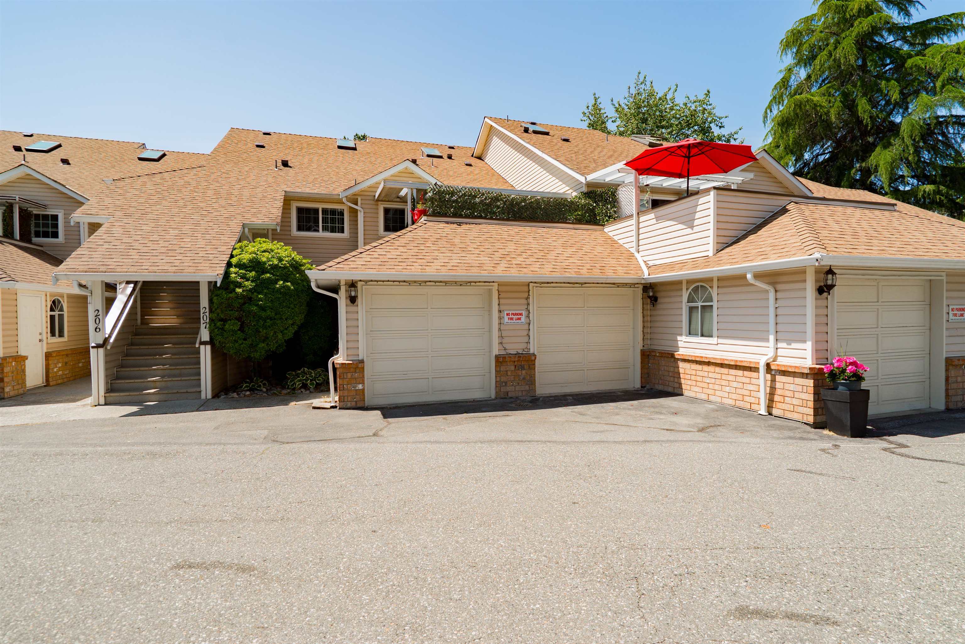 22515 116 Avenue #107, Maple Ridge, BC V2X 9T9