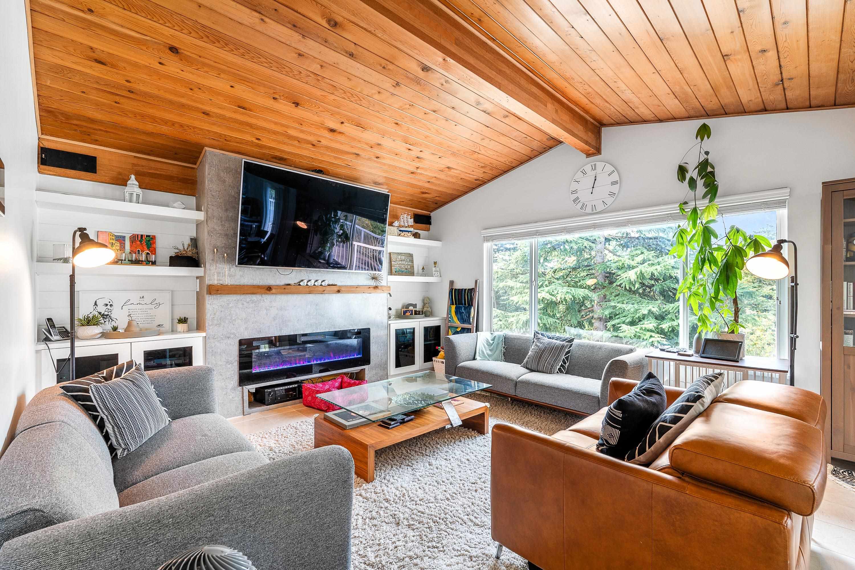 10662 Santa Monica Place, Delta, BC V4C 1R2