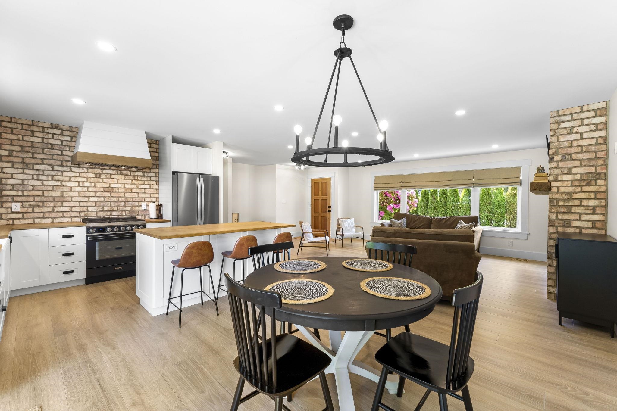 56 Avenue, Langley, BC V2Z 1B9