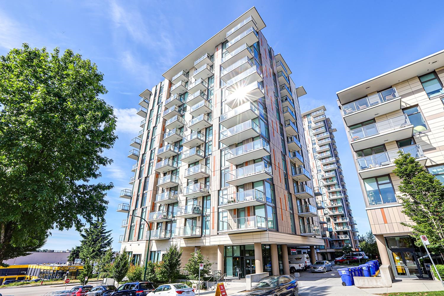 8181 Chester Street #403, Vancouver, BC V5X 0J9