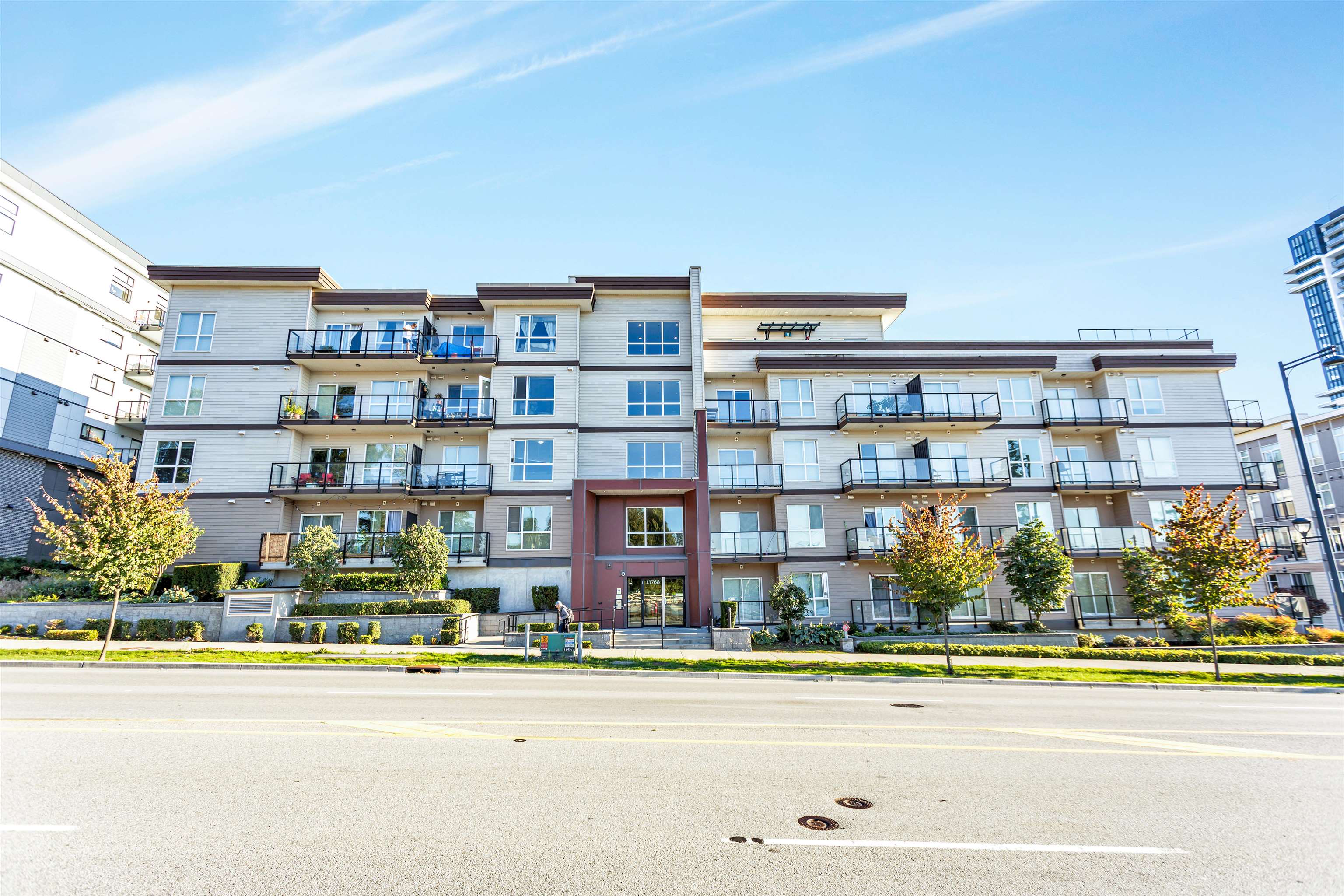 13768 108 Avenue #406, Surrey, BC V3T 0L9