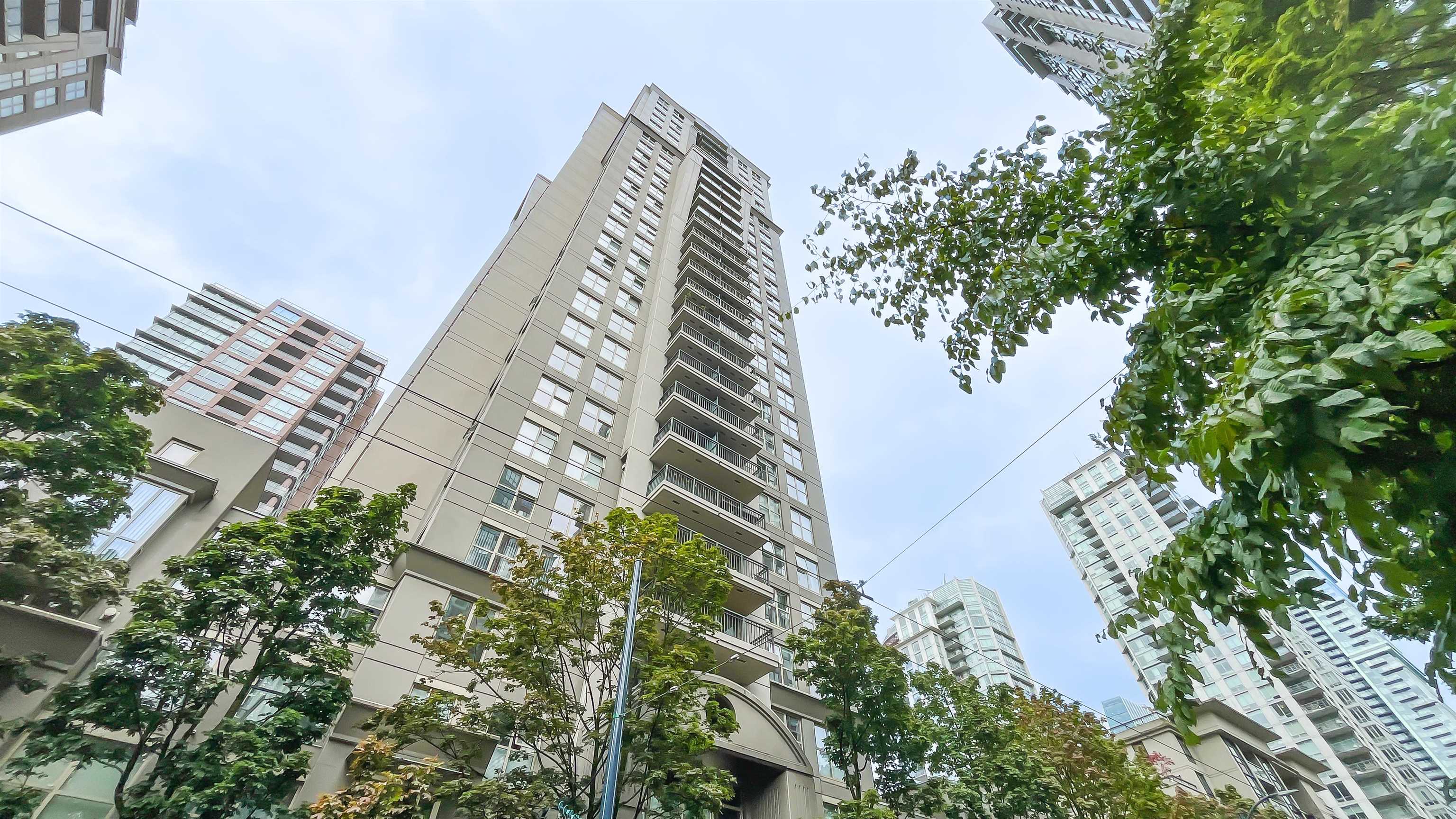969 Richards Street #2005, Vancouver, BC V6B 1A8