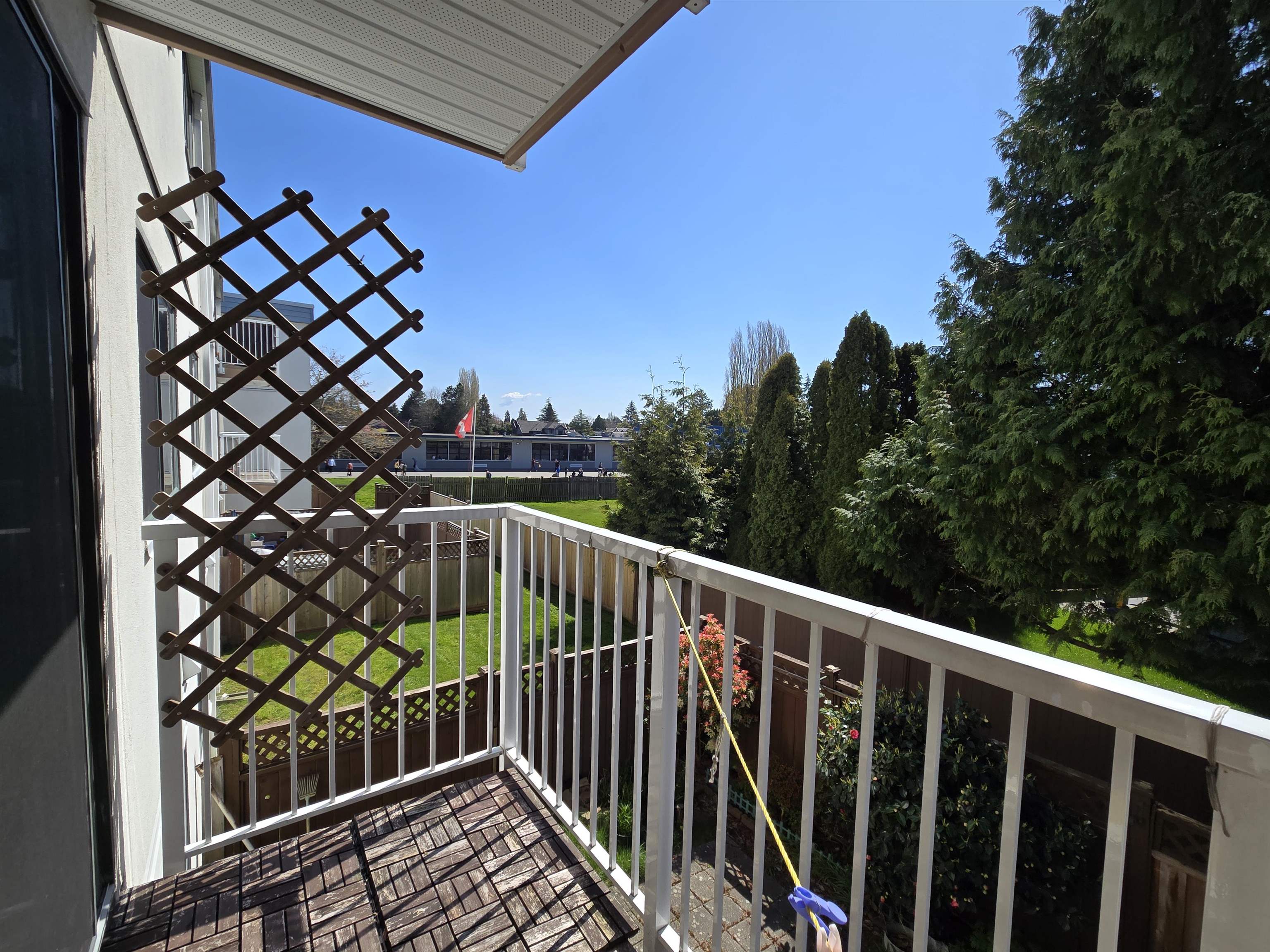 7240 7240 Lindsay Road #207, Richmond, BC V7C 3M6