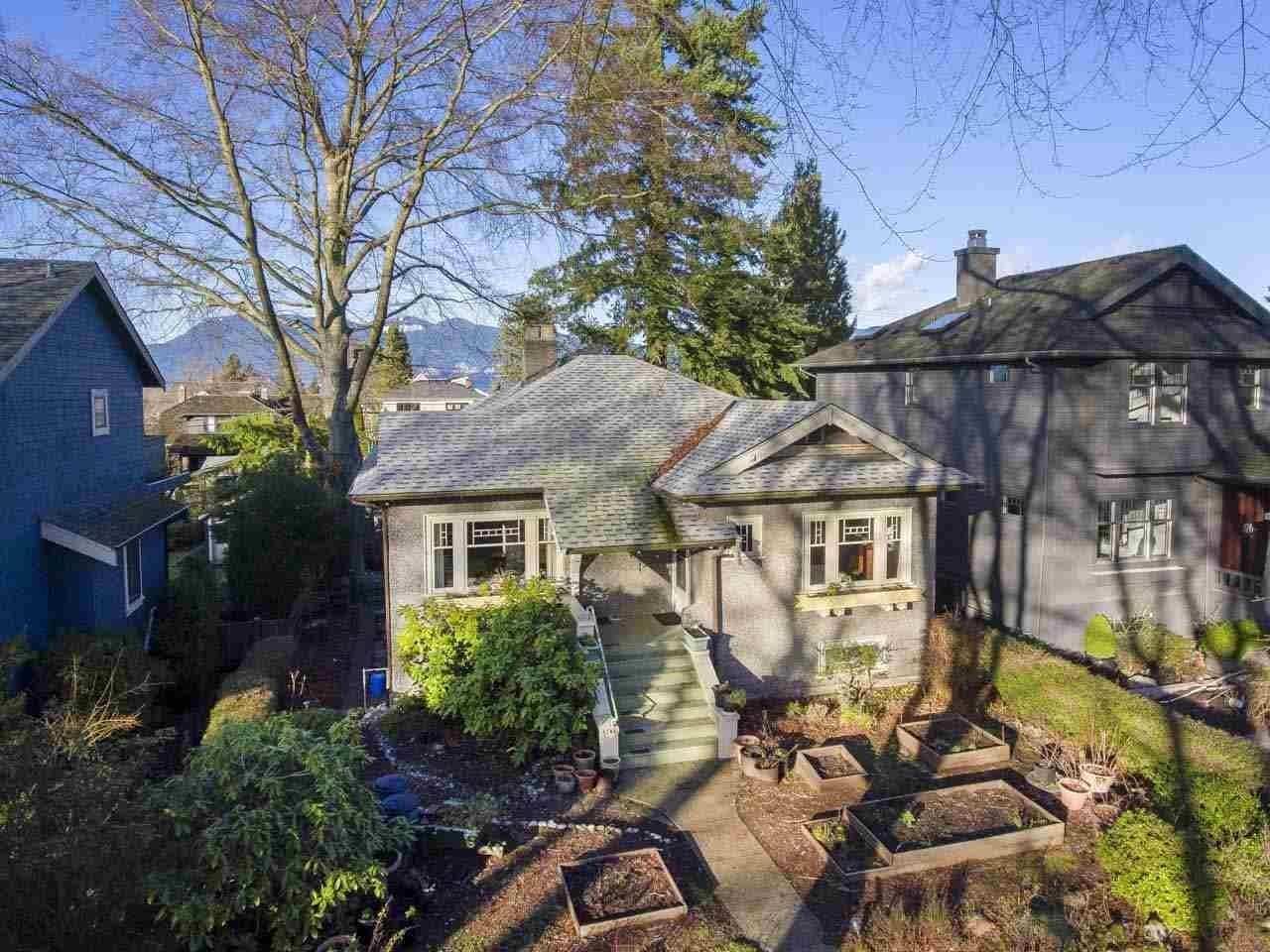 4247 West 13th Avenue, Vancouver, BC V6R 2T7