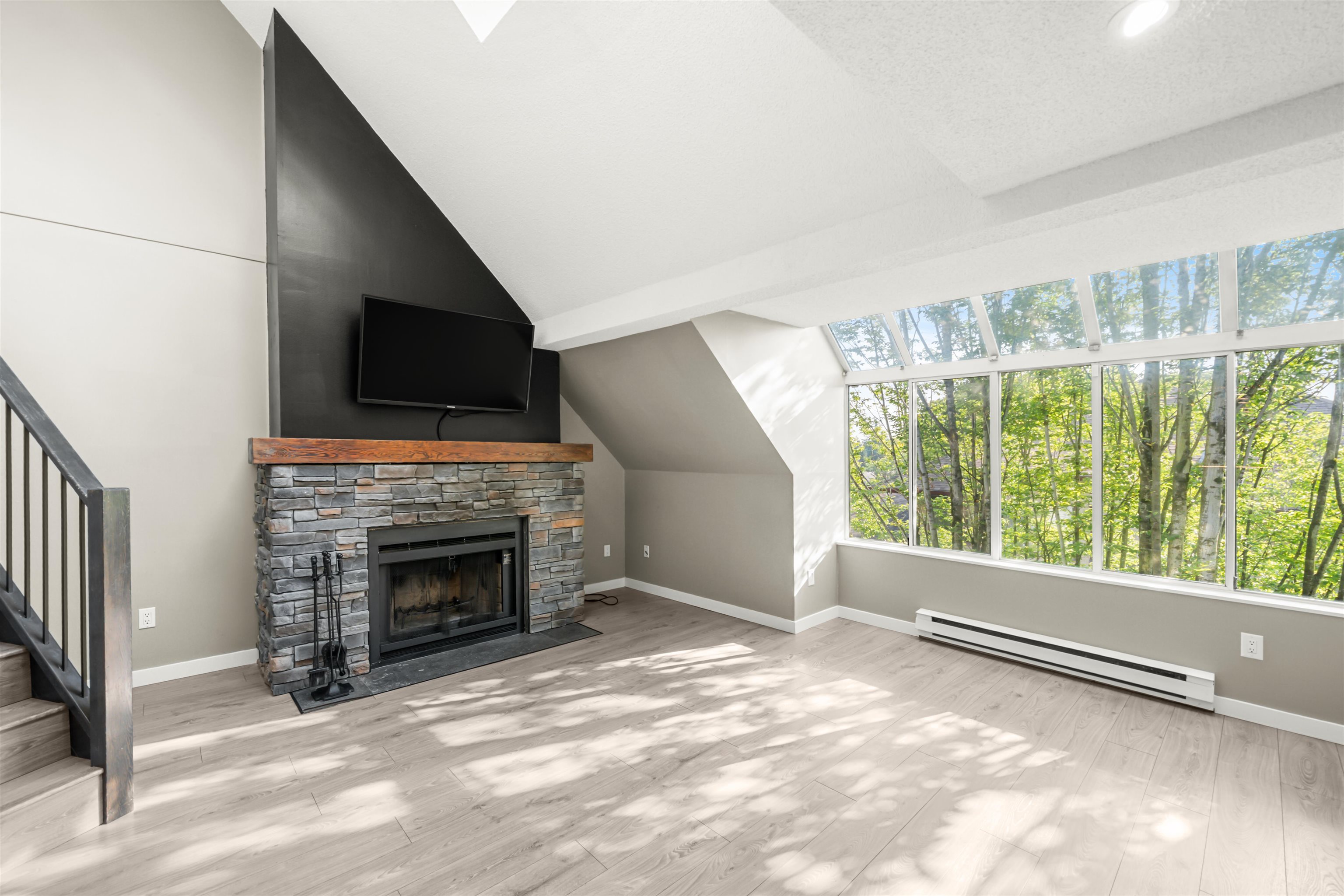 7471 Blundell Road #315, Richmond, BC V6Y 1J6