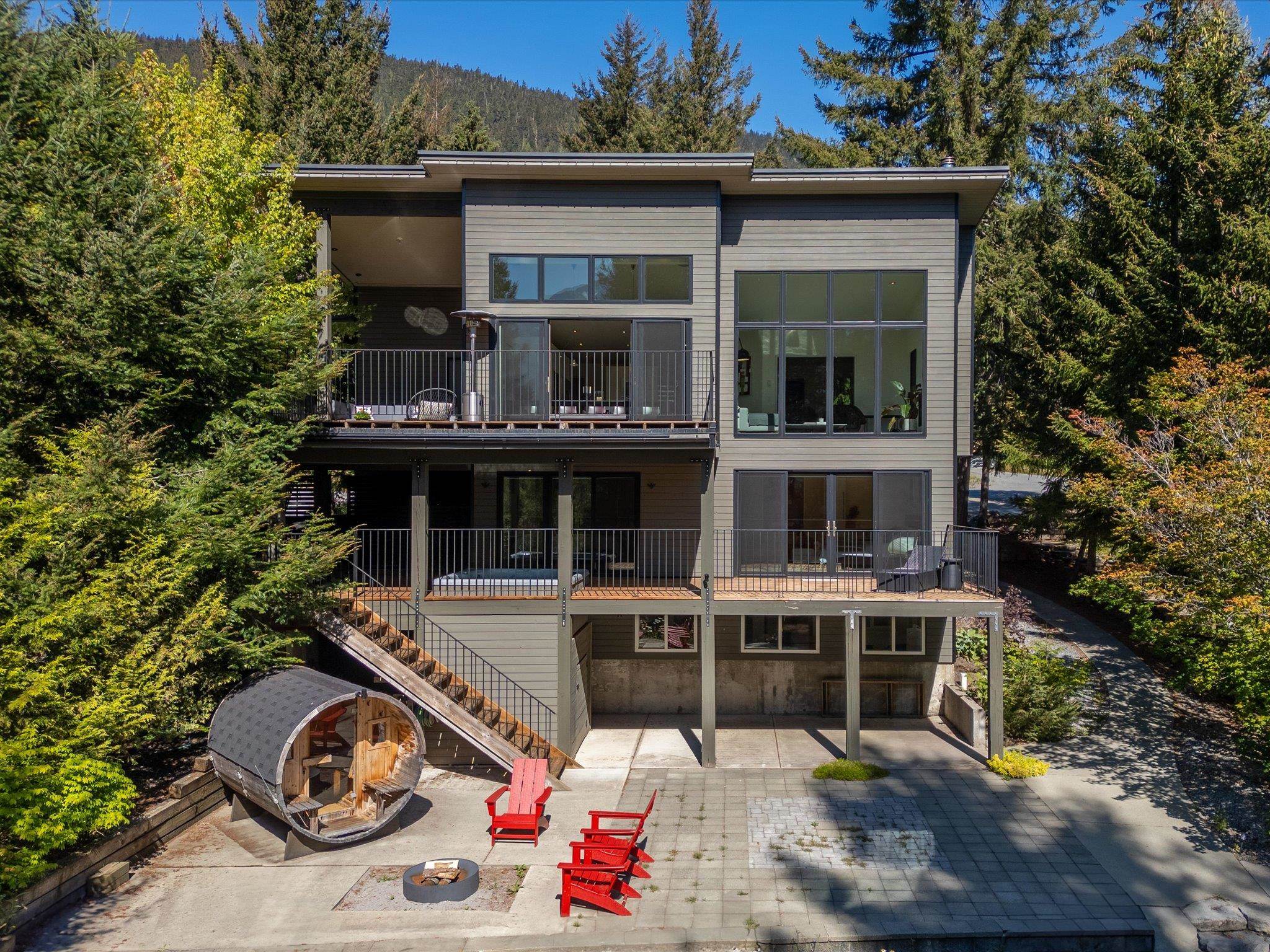 8476 Matterhorn Drive, Whistler, BC V8E 0G1
