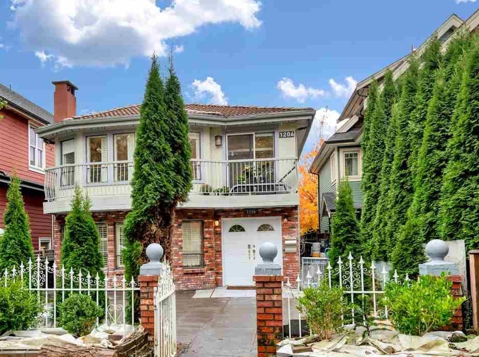 1206 East 11th Avenue, Vancouver, BC V5T 2G3