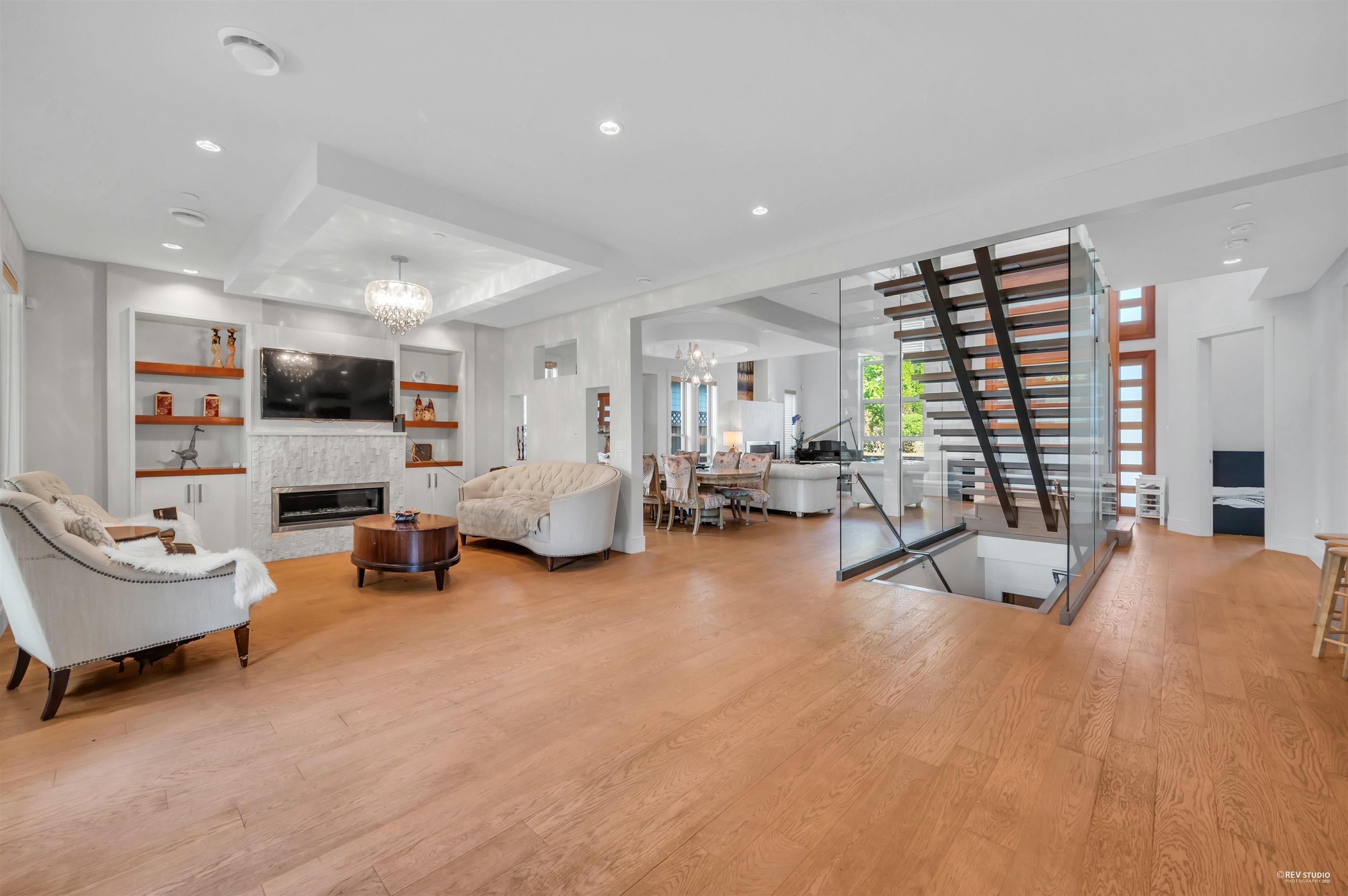 1450 Fulton Avenue, West Vancouver, BC V7T 1P1