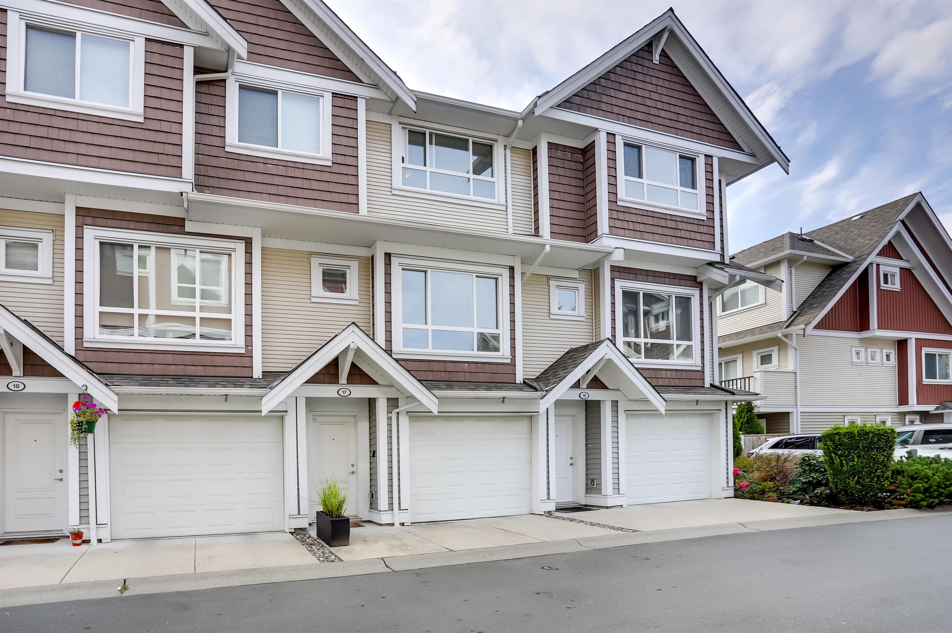 7298 199a Street #17, Langley, BC V2Y 0H9