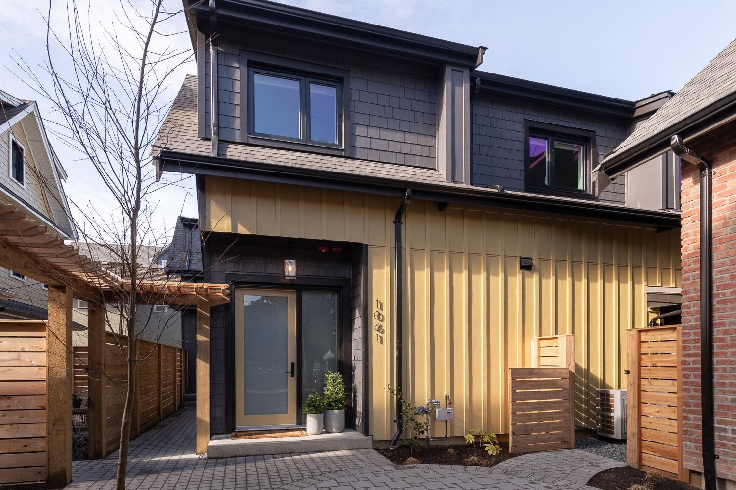1061 Semlin Drive, Vancouver, BC V5L 2N6