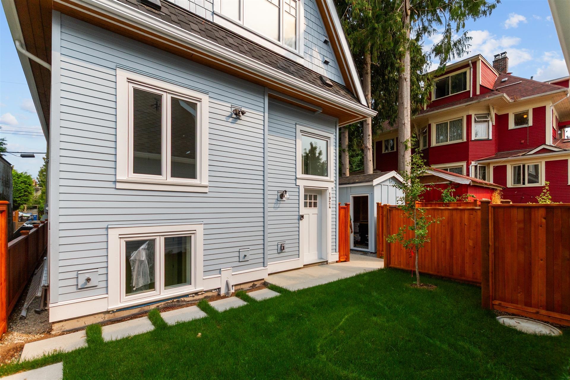 1924 William Street, Vancouver, BC V5L 2R8